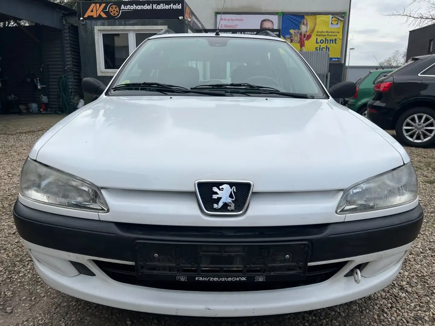 Peugeot 306 1.8 XR*AUTOMATIK*KLIMA*E-FENSTER*SCHIEBEDACH Blanco - 2