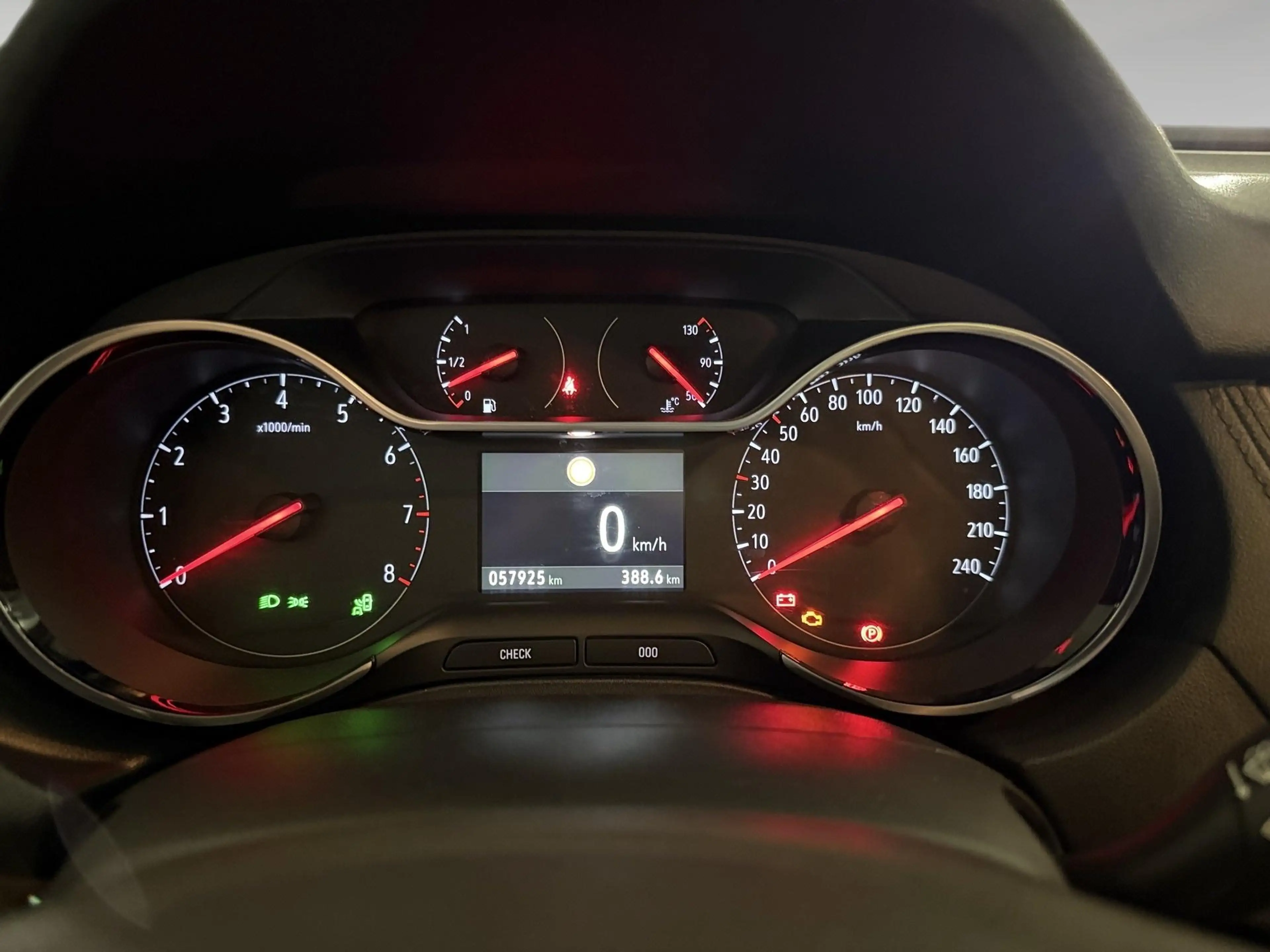 Opel Grandland X 1.5 Turbo ECOTEC D S/S MT6 Edition — photo 2