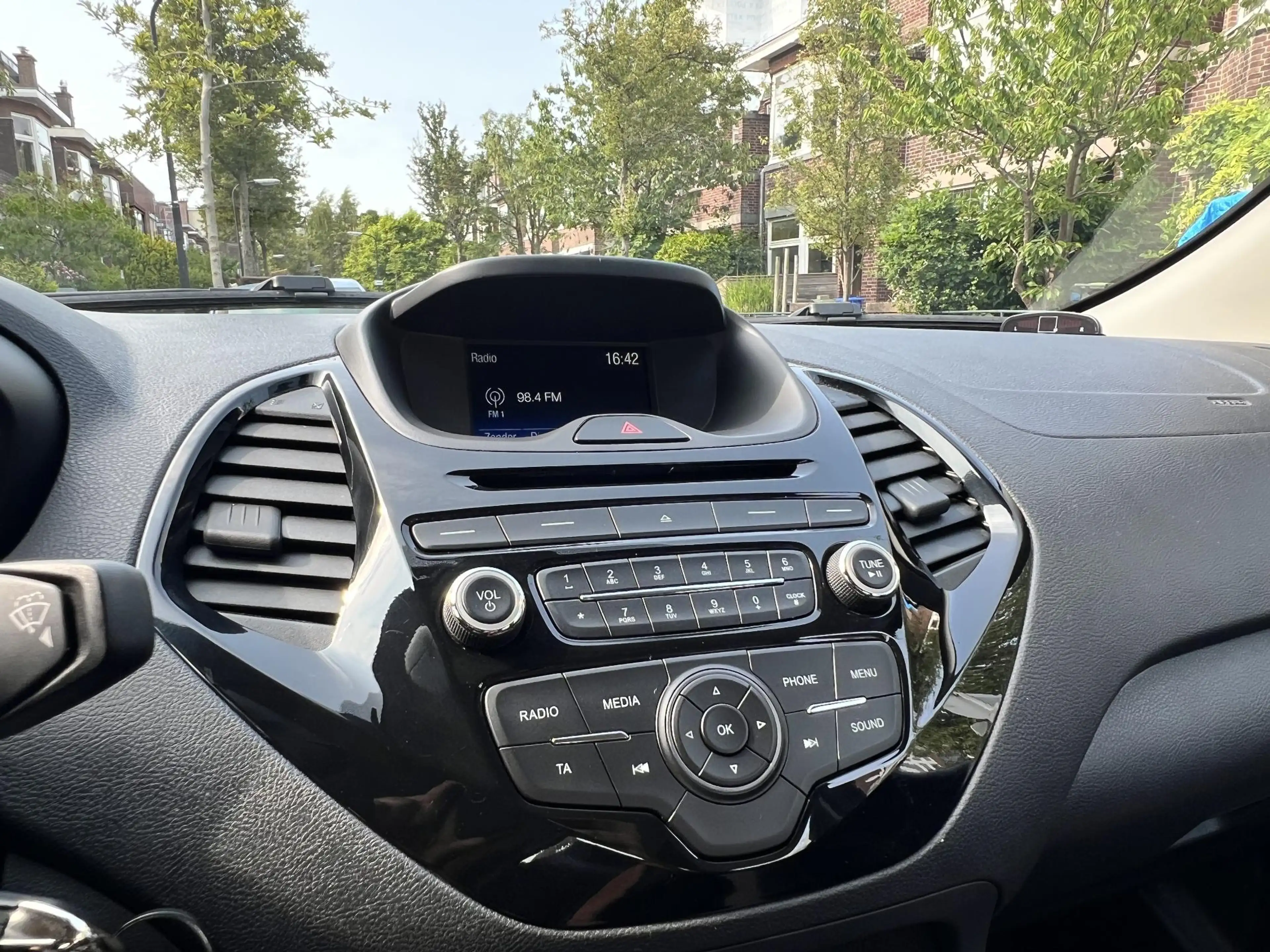 Ford Ka/Ka+ 1.2 Trend Ultimate — photo 13