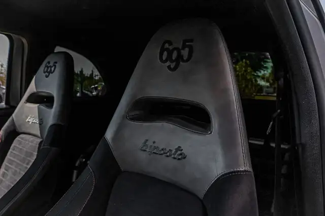 Abarth 695 view 17