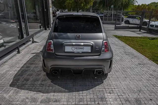Abarth 695 view 9