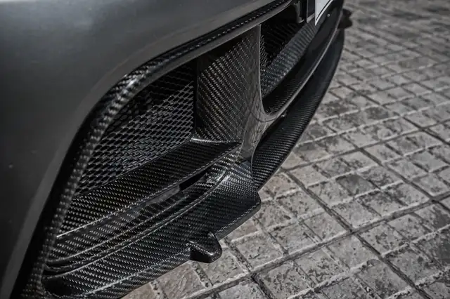 Abarth 695 view 4