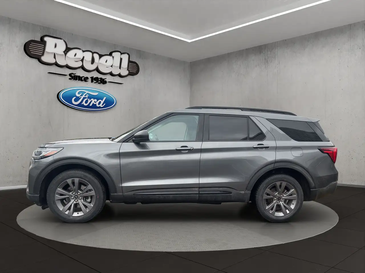 Ford Explorer снимка Ford Explorer