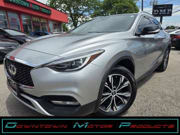 AWD *Nav / PanoRoof / Leather / Rear Camera*