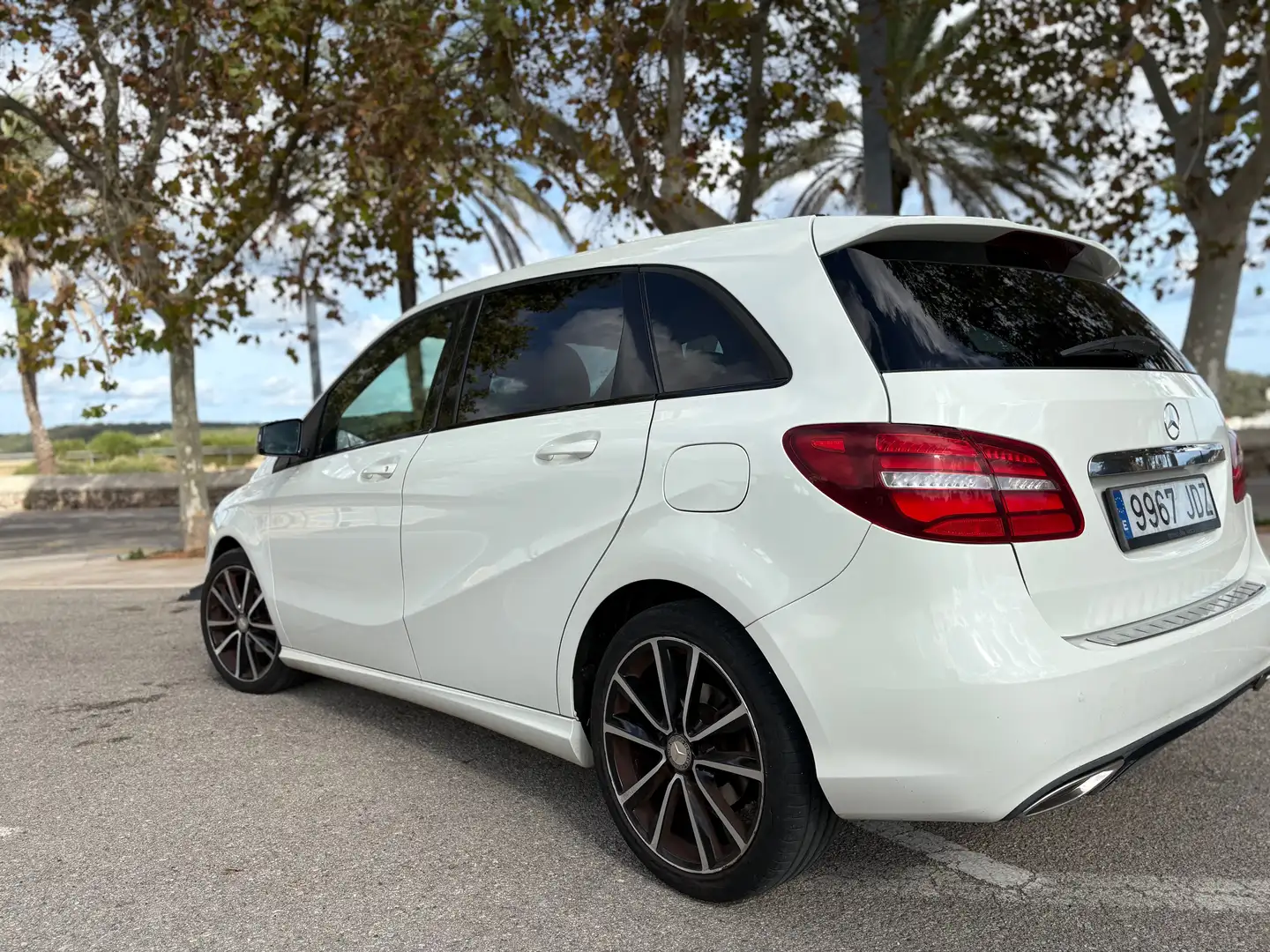 Mercedes-Benz B 180 B 180 CDI 7G-DCT - 2