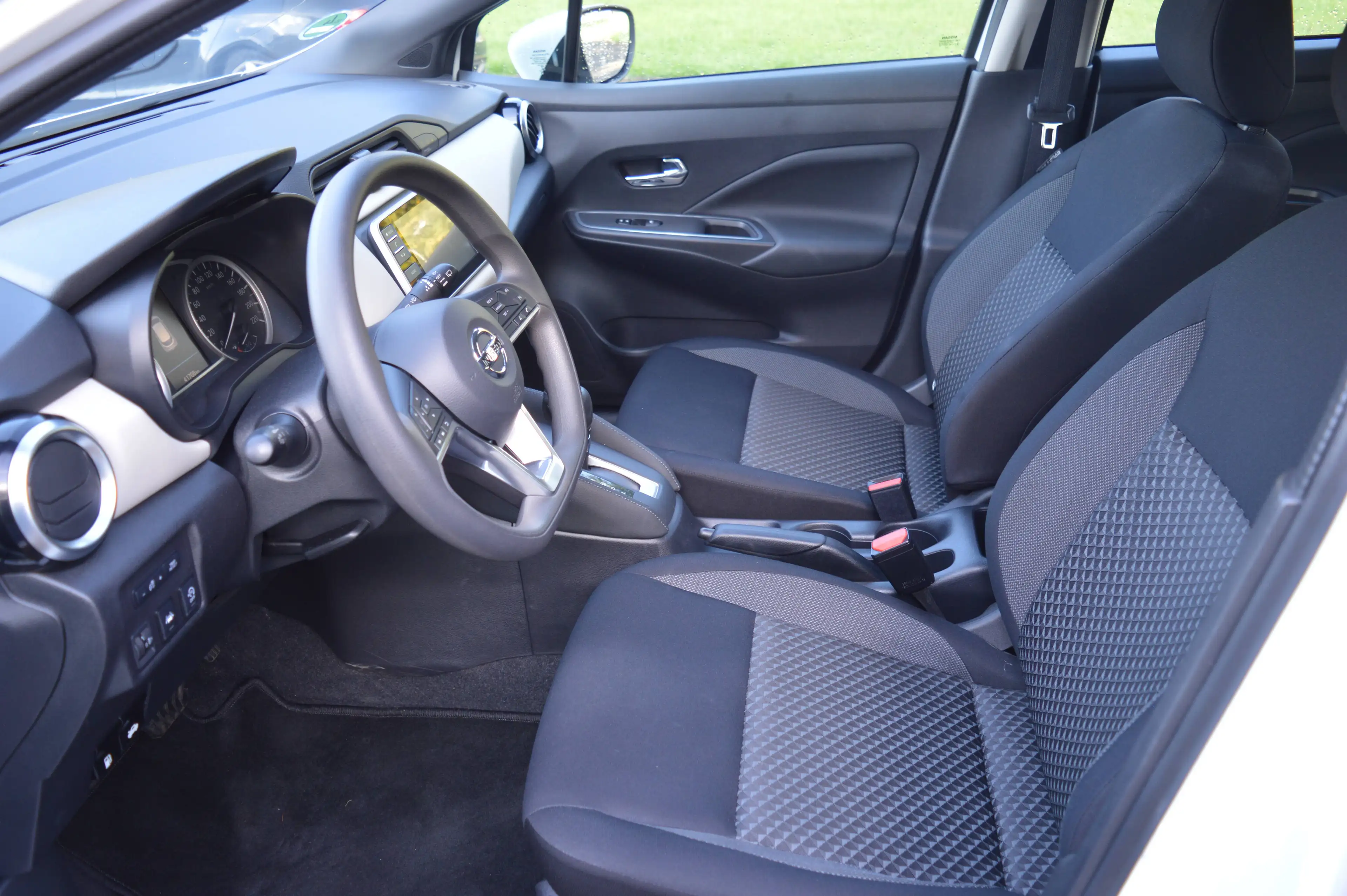 Nissan Micra Micra 1.0 IG-T Xtronic N-Way*PDC*Sitzheizung* — photo 10