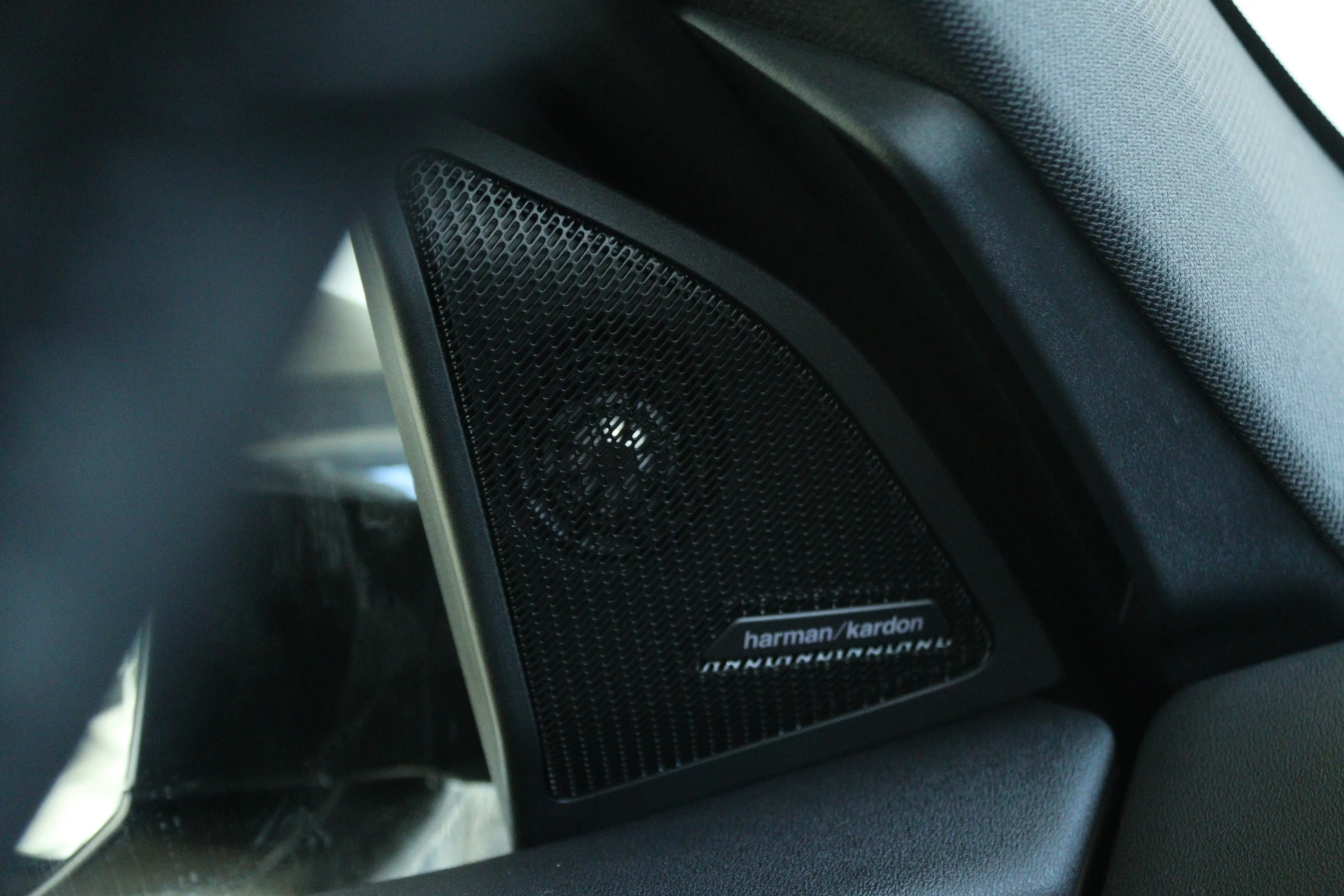 BMW X3 30e xDrive M-Sport | Harman & Kardon | Head-up | 3 — photo 32