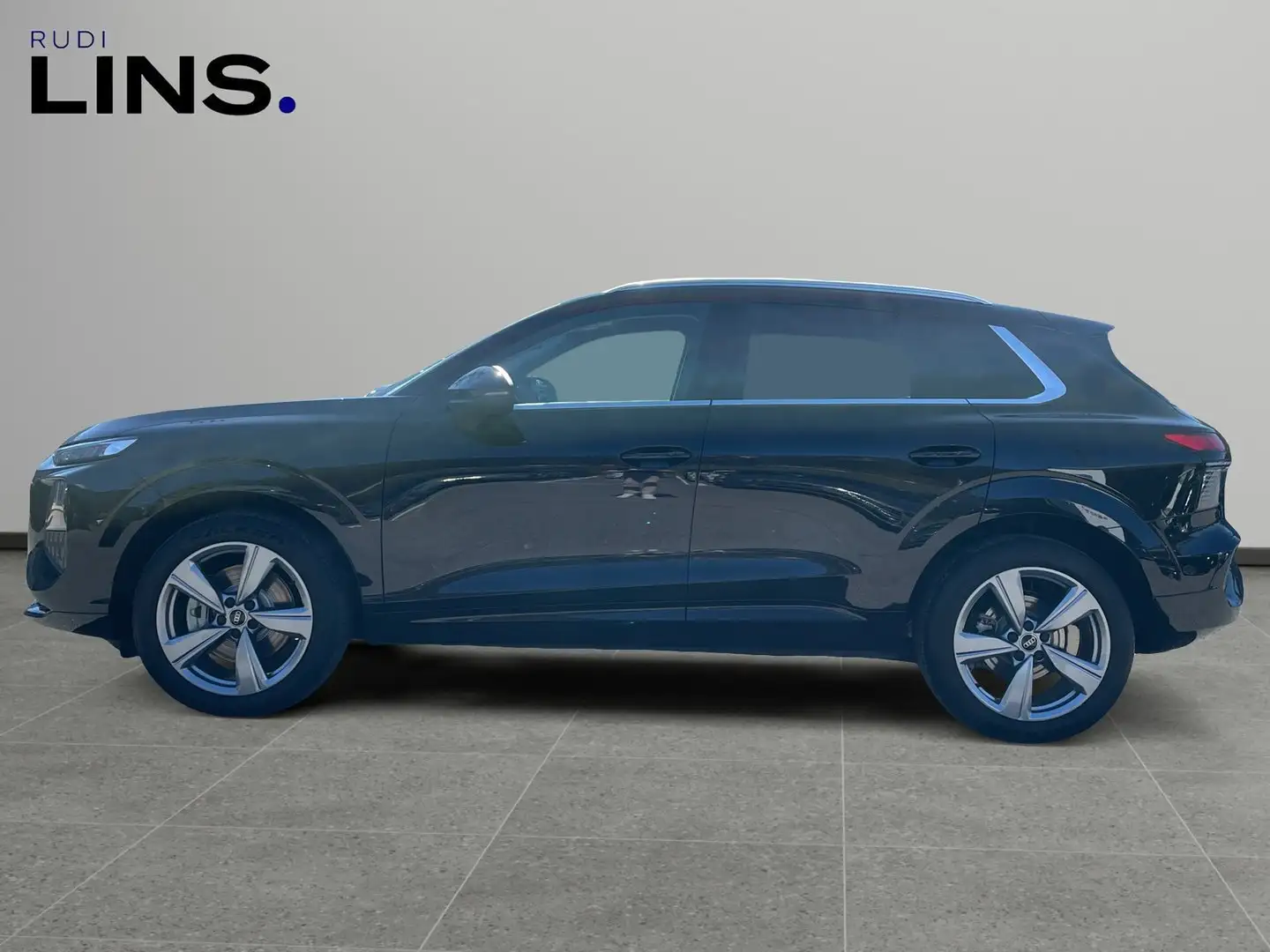 Audi Q3 TDI 110 kW intense Schwarz - 2