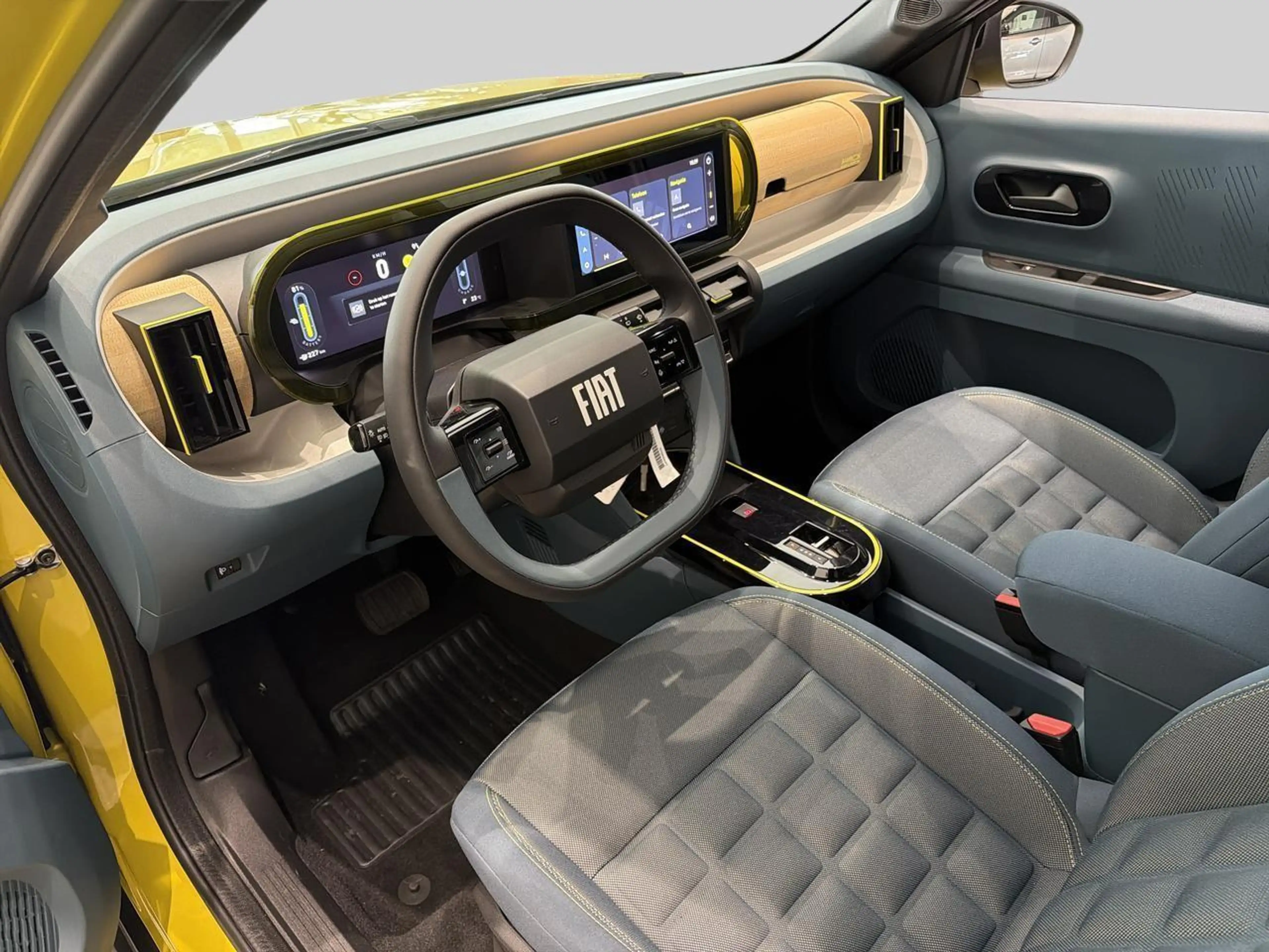 Fiat Grande Panda 1.2 Hybrid 100 DCT La Prima — photo 12