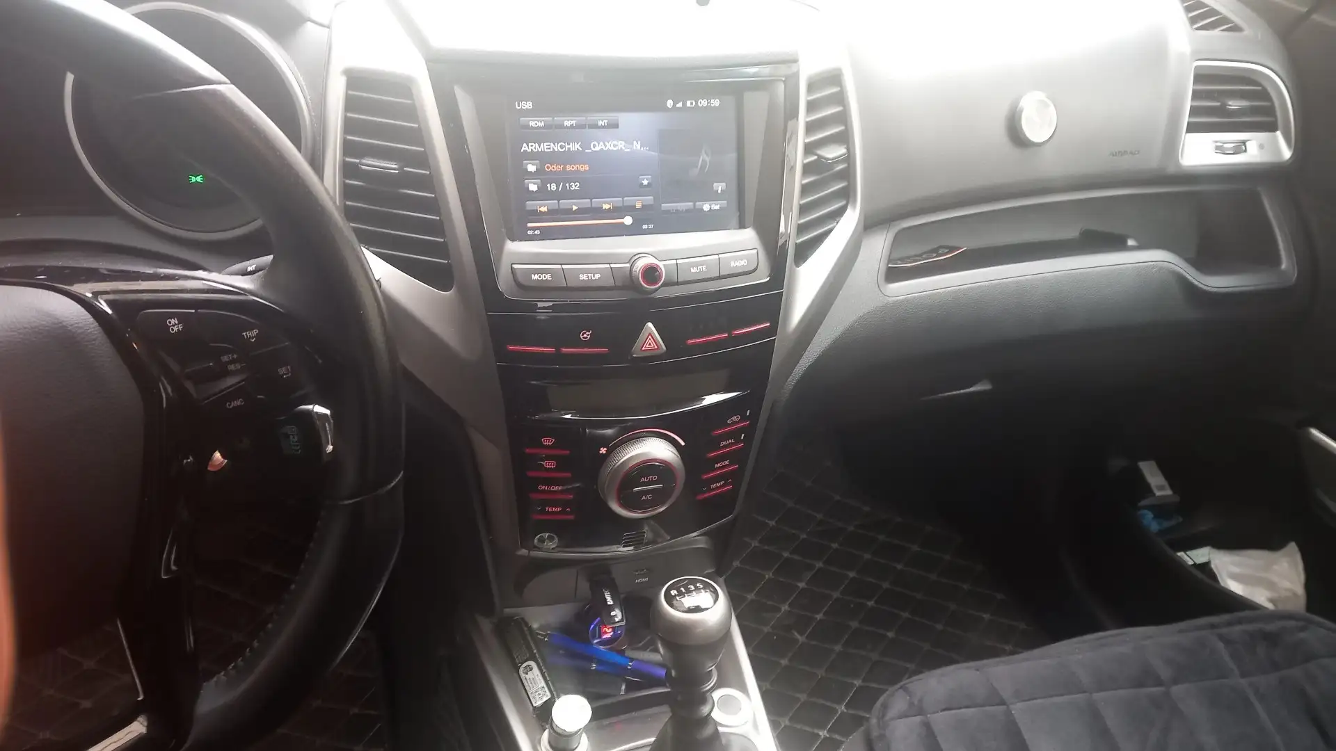 SsangYong Tivoli 1,6i Dream - 2