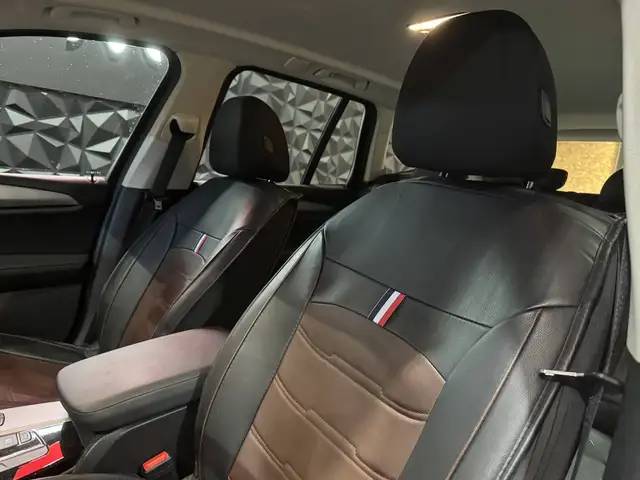 BMW X3 view 11