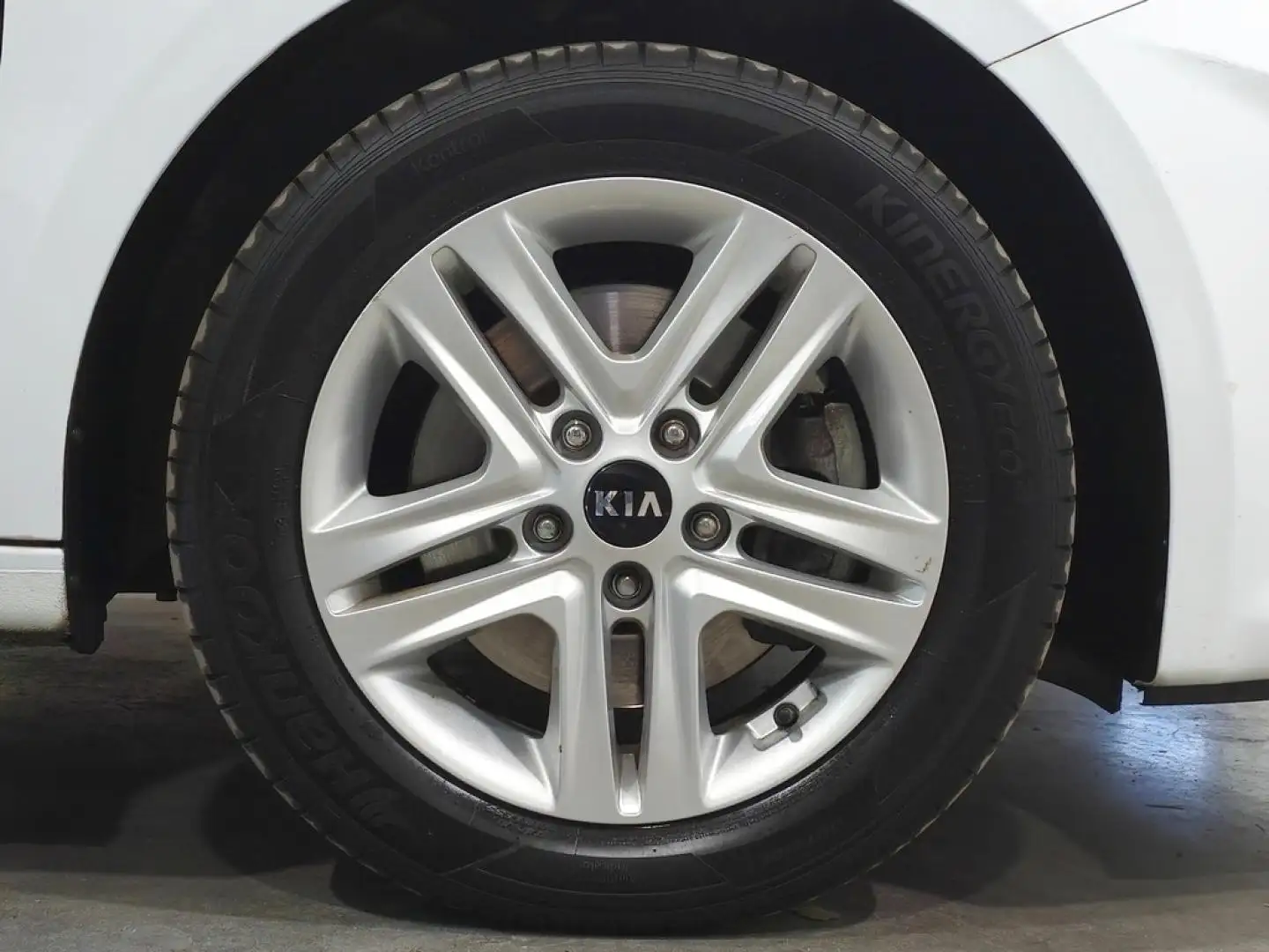 Kia 1.4 T-GDi 103kW (140CV) Drive Wit - 2