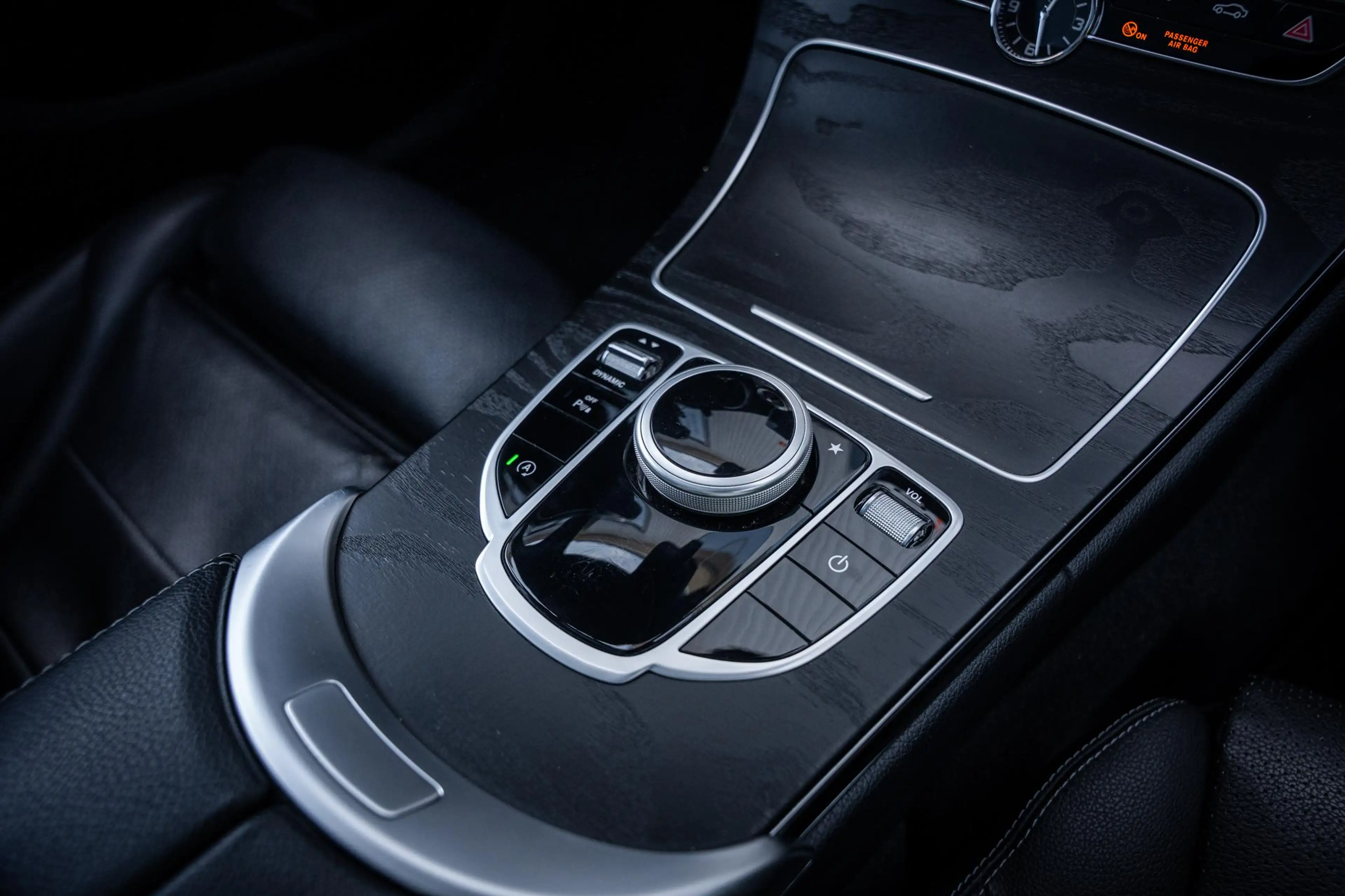 Mercedes-Benz C 180 Estate AMG Night Edition Pano|Burmester|Carplay|Ca — photo 35