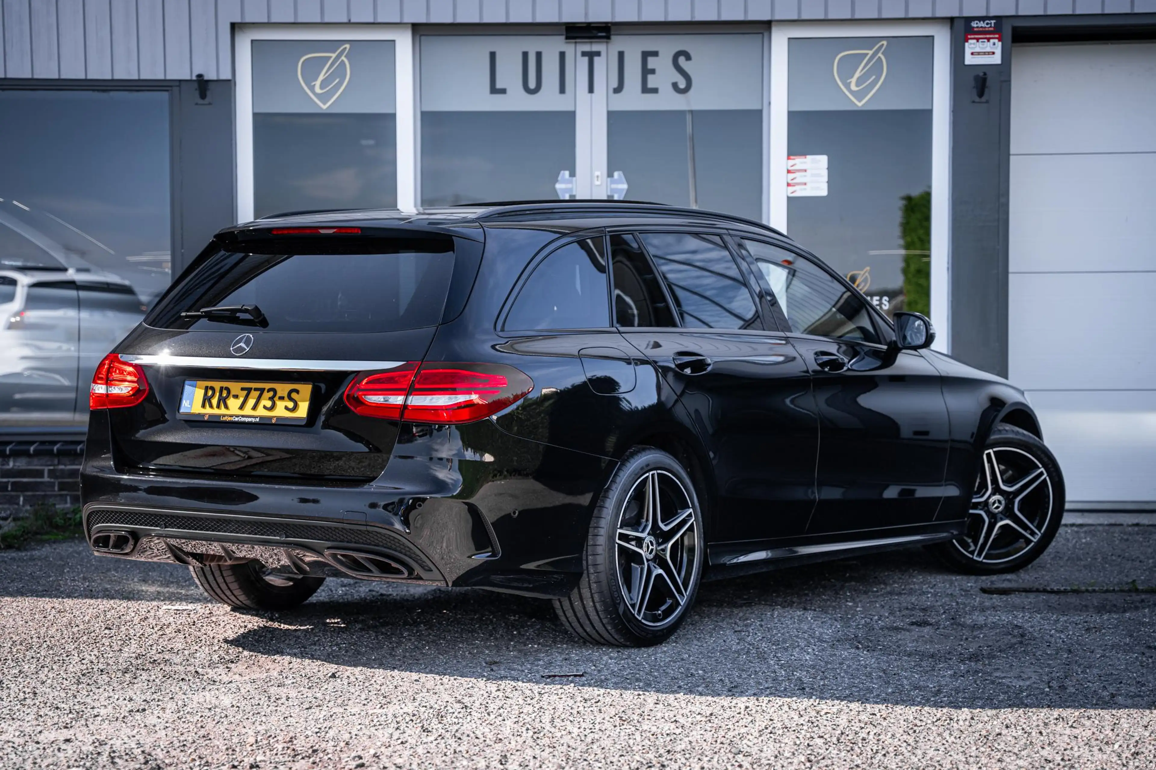 Mercedes-Benz C 180 Estate AMG Night Edition Pano|Burmester|Carplay|Ca — photo 10
