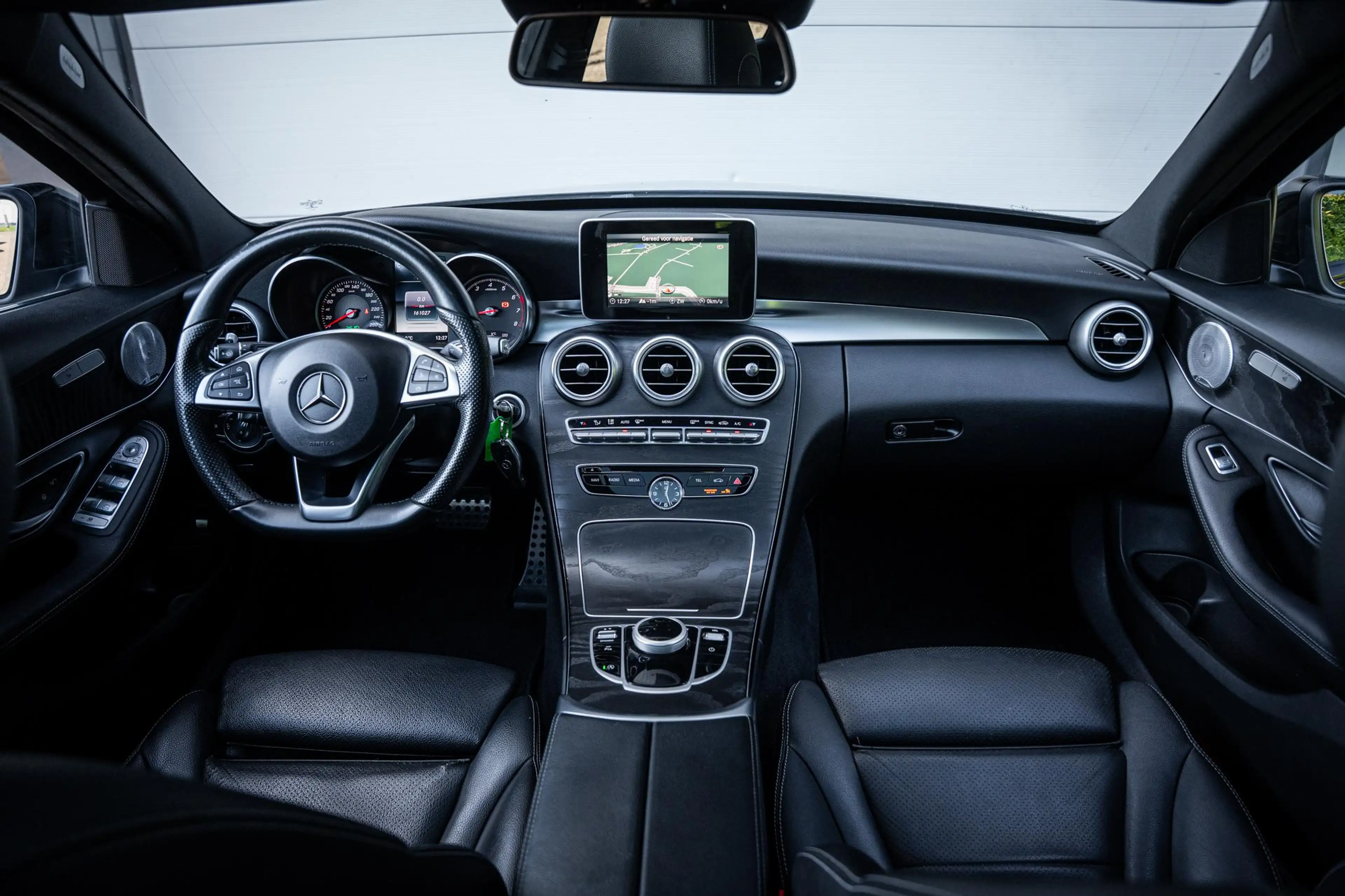 Mercedes-Benz C 180 Estate AMG Night Edition Pano|Burmester|Carplay|Ca — photo 24
