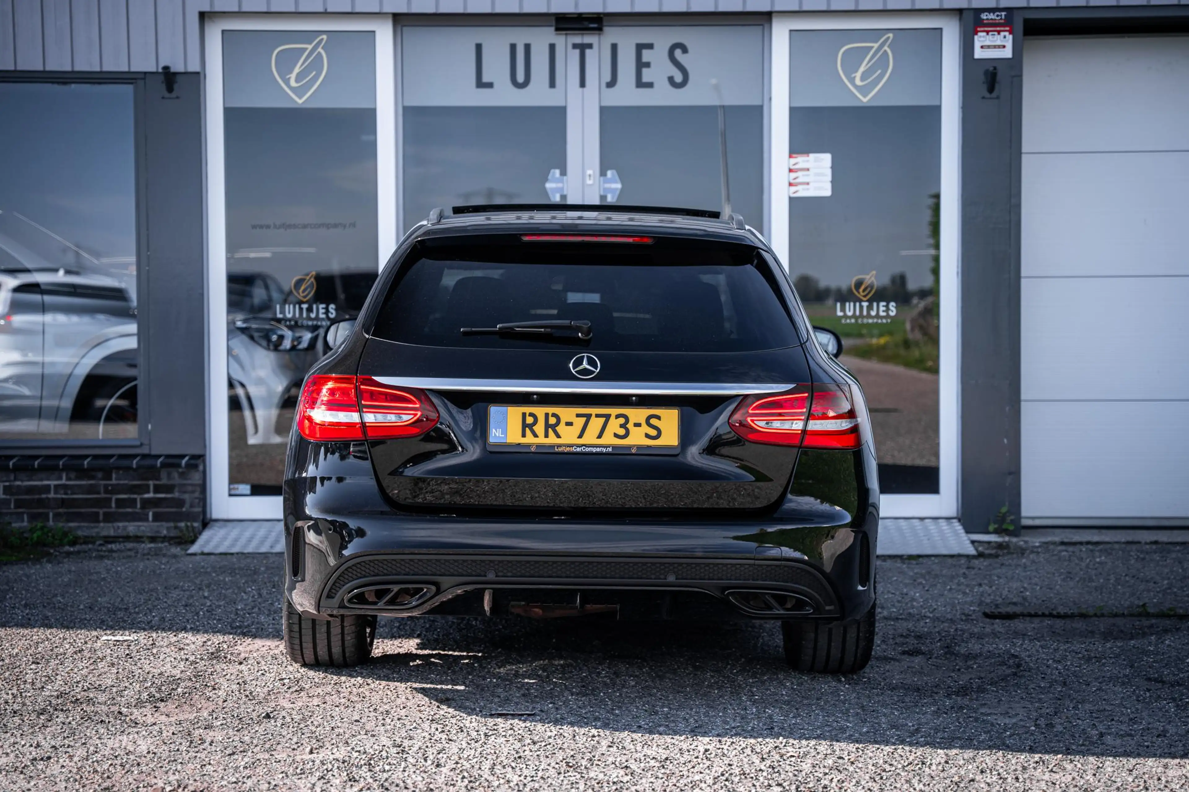 Mercedes-Benz C 180 Estate AMG Night Edition Pano|Burmester|Carplay|Ca — photo 11