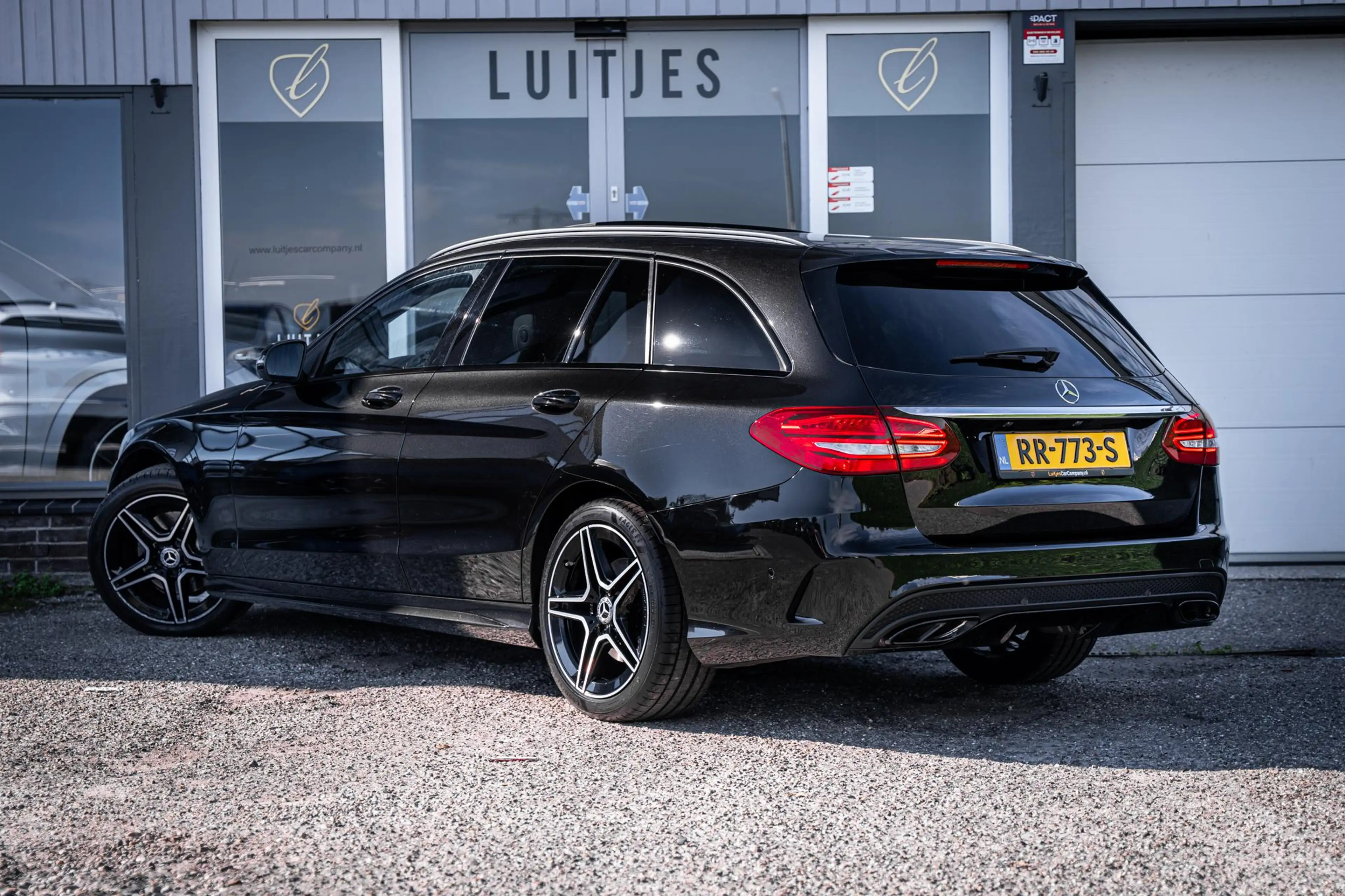 Mercedes-Benz C 180 Estate AMG Night Edition Pano|Burmester|Carplay|Ca — photo 14