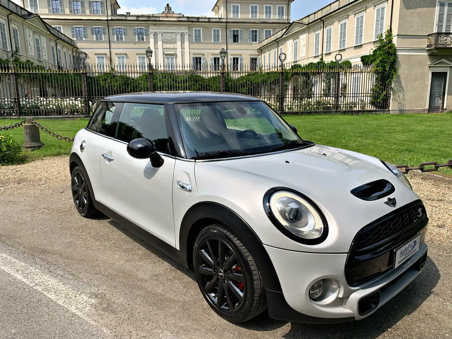 MINI Cooper SD Mini 2.0 Cooper SD 3p srebrna - 1
