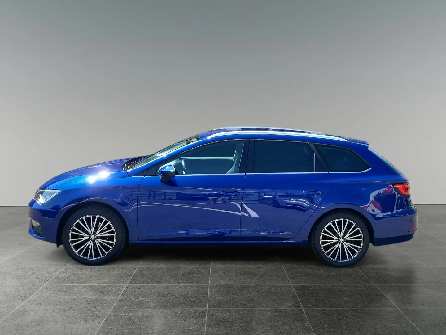 SEAT Leon ST Xcellence 1,4 TSI Blau - 2