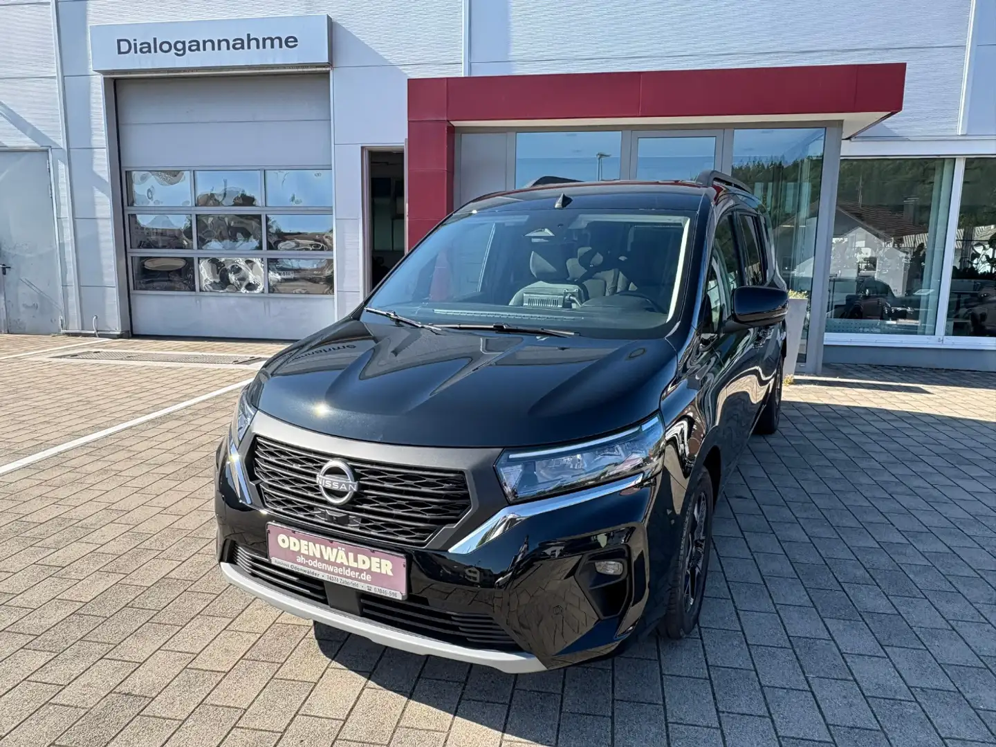 Nissan Townstar Kombi DIG-T 130 L2 Tekna Schwarz - 1