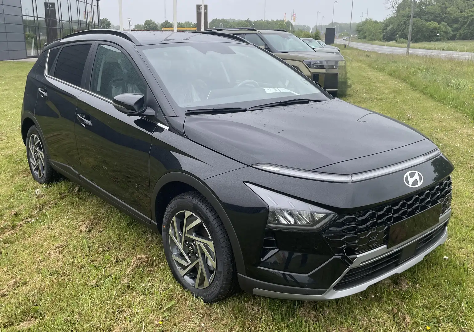 Hyundai BAYON T-GDI 100 Trend Plus Komfort-Paket, Winter-Paket Negro - 2