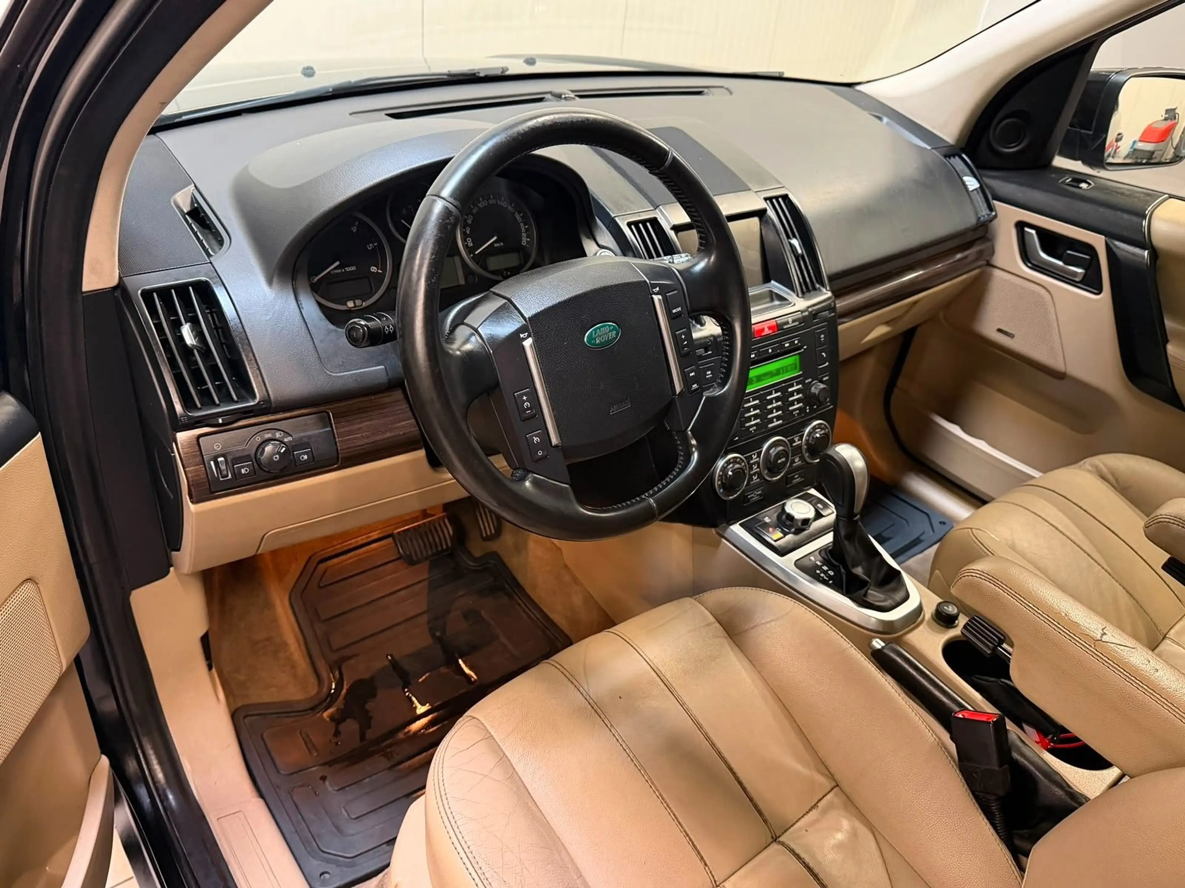Land Rover Freelander 2 HSE SD4 Sitzheizung/Klima/Radio/PDC — photo 11