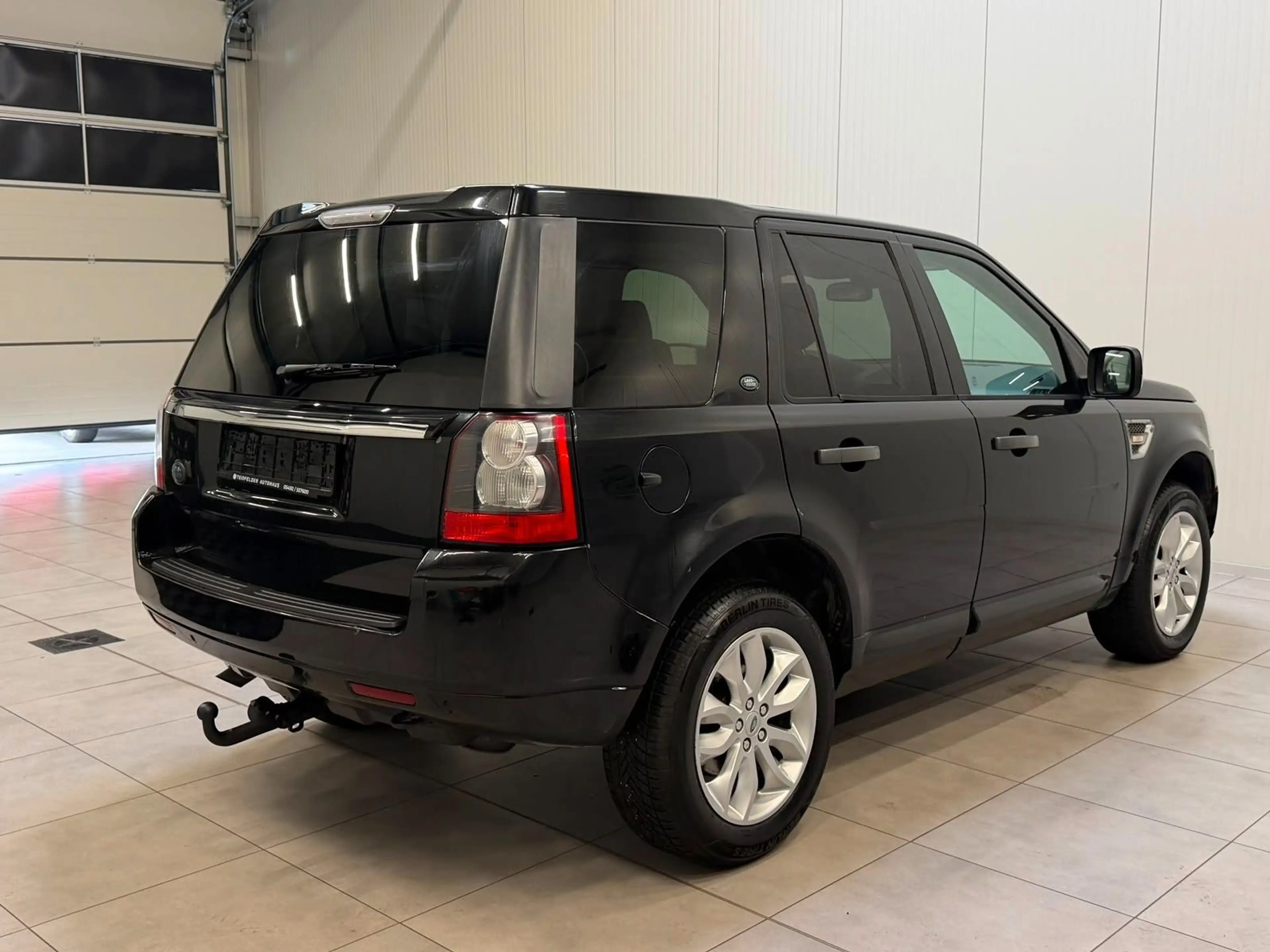 Land Rover Freelander 2 HSE SD4 Sitzheizung/Klima/Radio/PDC — photo 7
