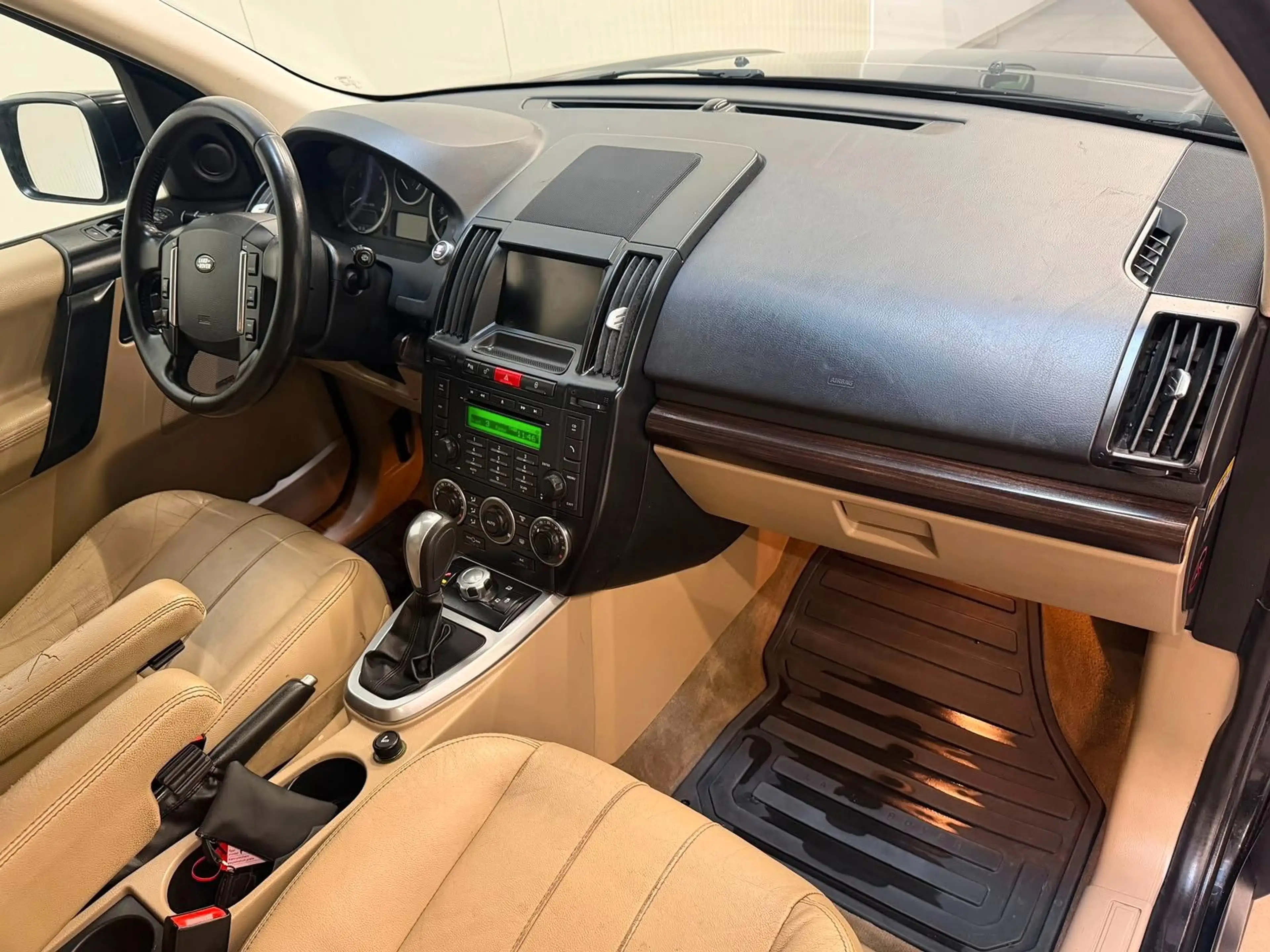 Land Rover Freelander 2 HSE SD4 Sitzheizung/Klima/Radio/PDC — photo 14