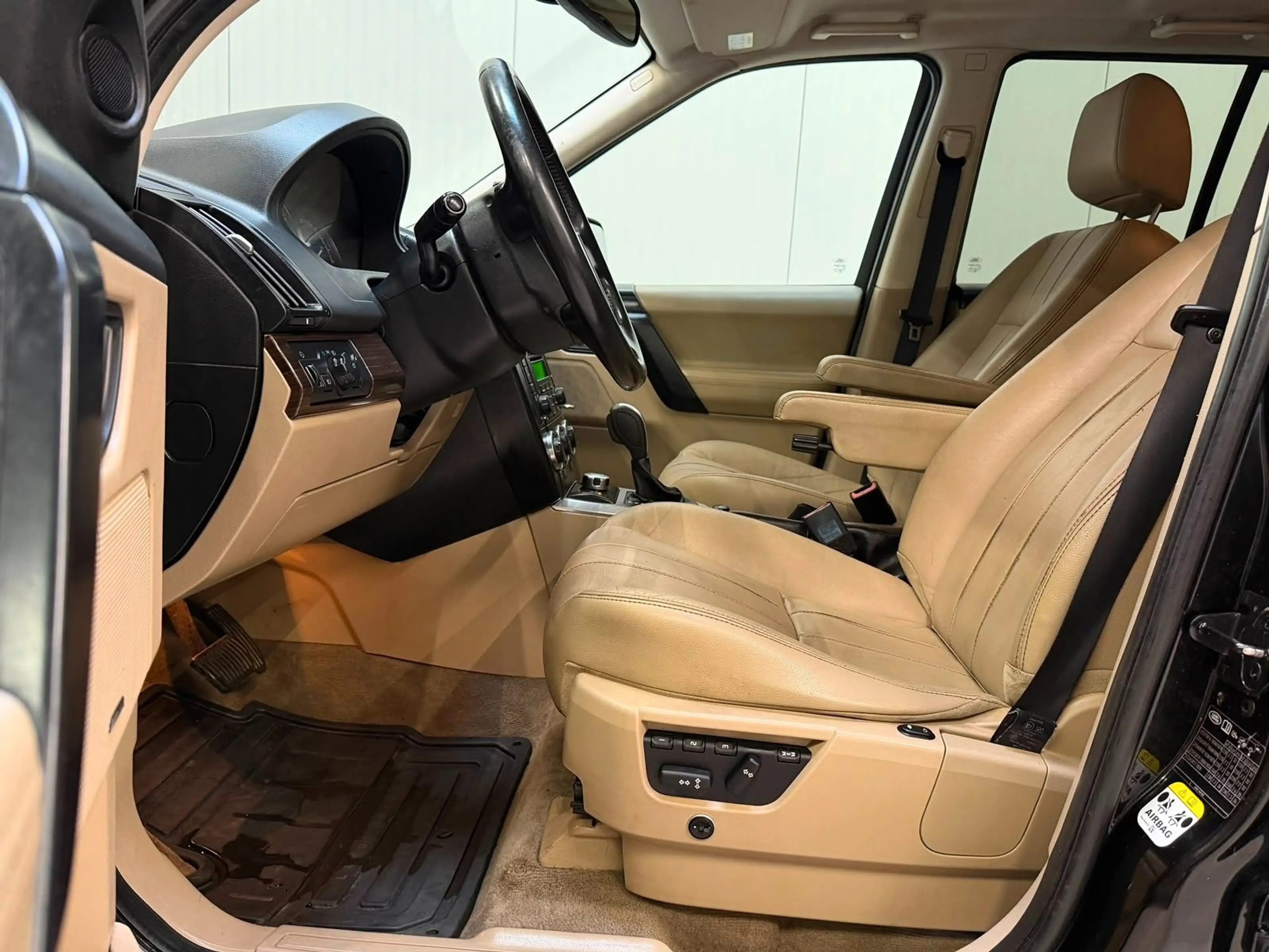 Land Rover Freelander 2 HSE SD4 Sitzheizung/Klima/Radio/PDC — photo 15