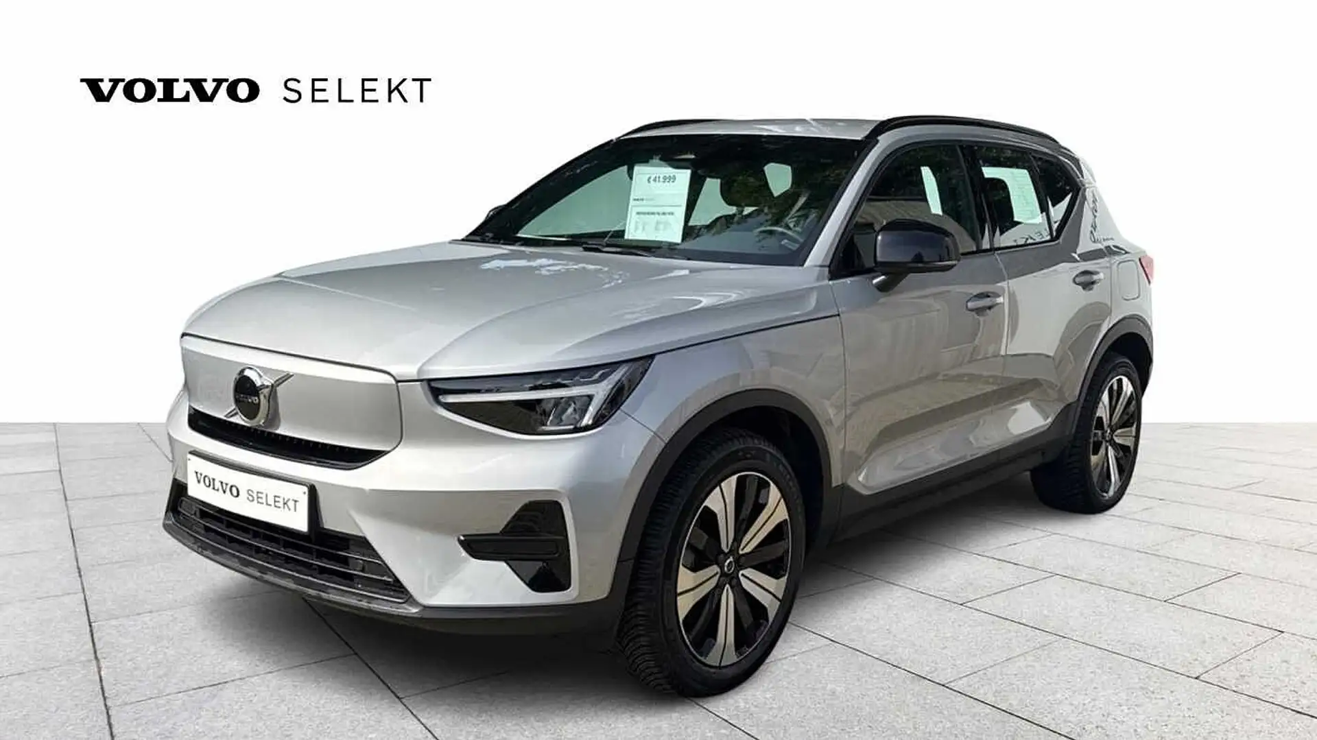 Volvo XC40 Recharge Plus, Single Motor Zilver - 1