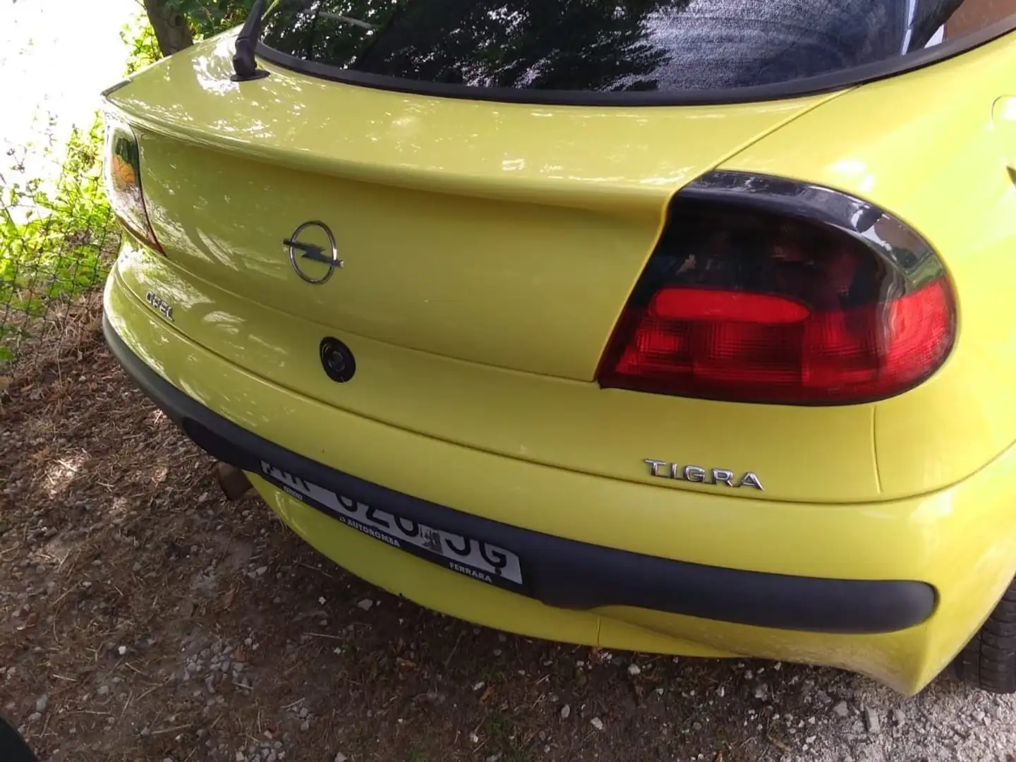 Opel Tigra 1.4 16v Жовтий - 2