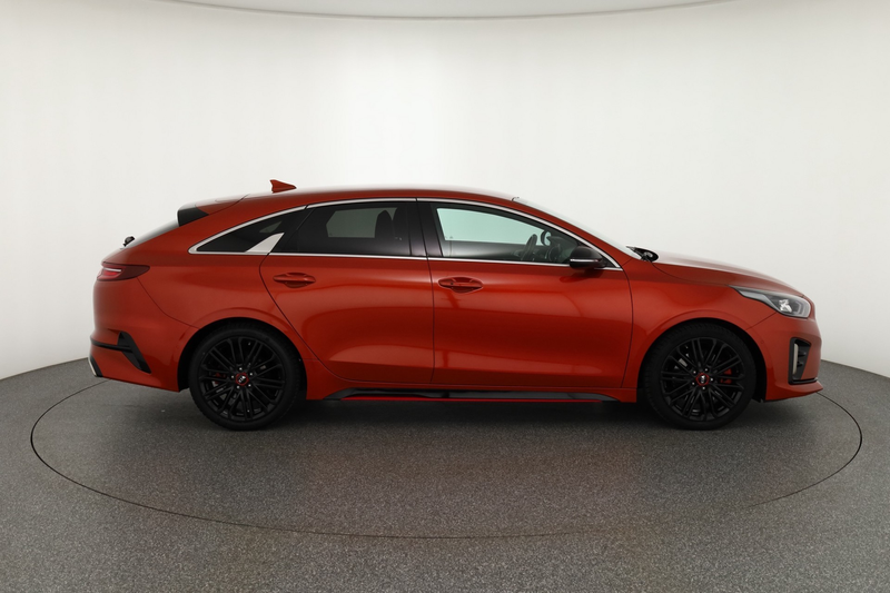 Kia ProCeed / pro_cee'd ProCeed GT 1.6 T-GDI LED Navi Sitzheizung Kamera — photo 7