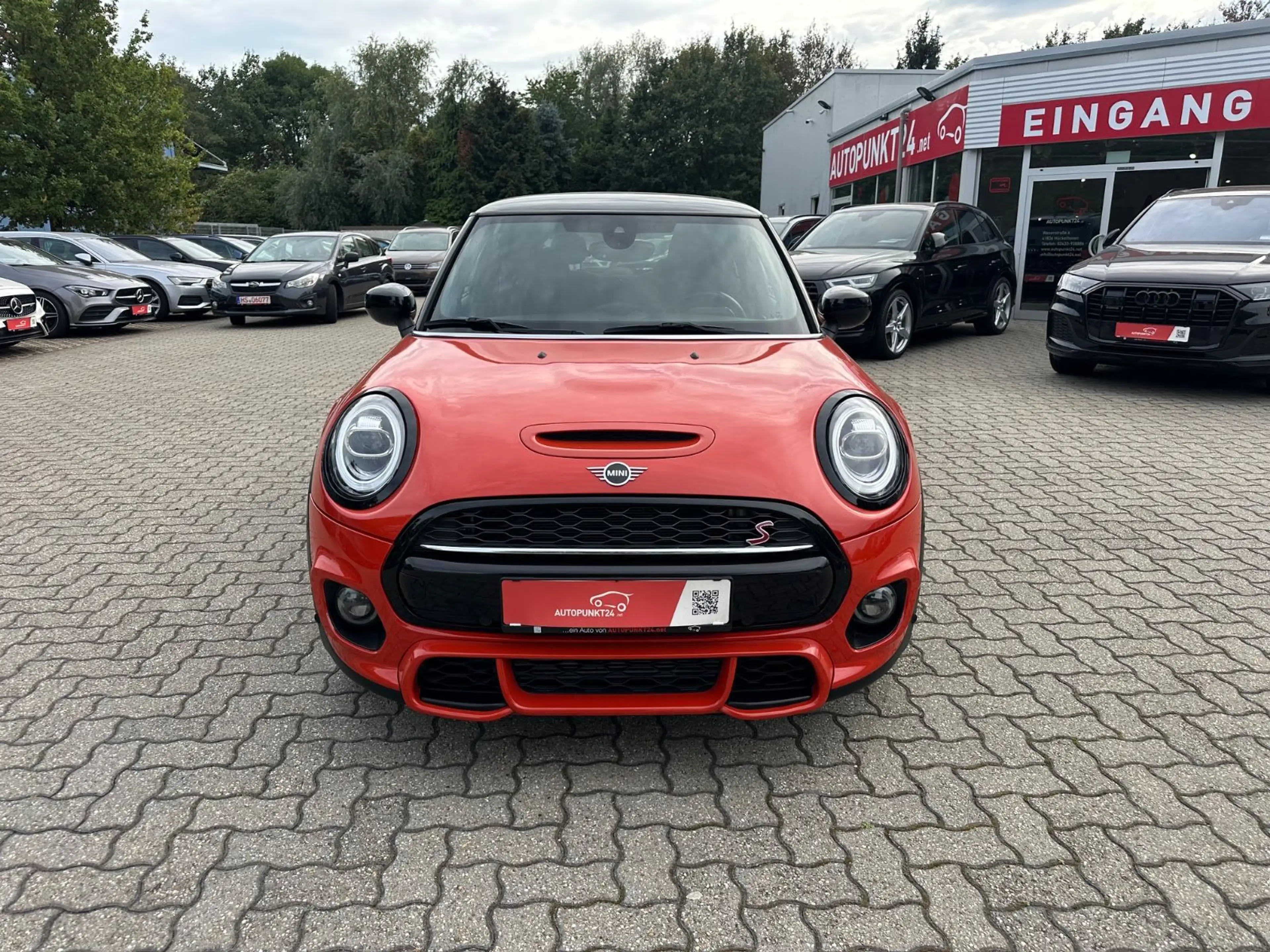 MINI Cooper S JC WORKS Aut LED Virt ACC Nav H&K 141kw — photo 6
