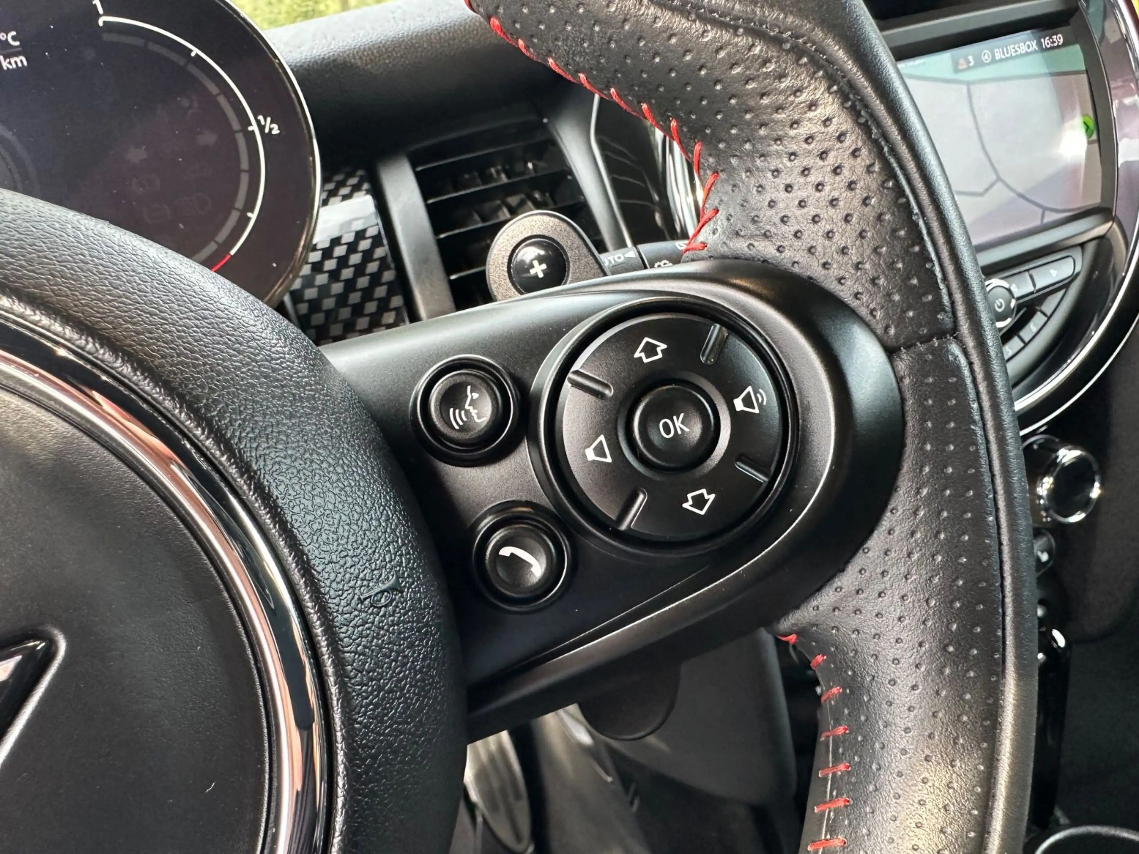 MINI Cooper S JC WORKS Aut LED Virt ACC Nav H&K 141kw — photo 33
