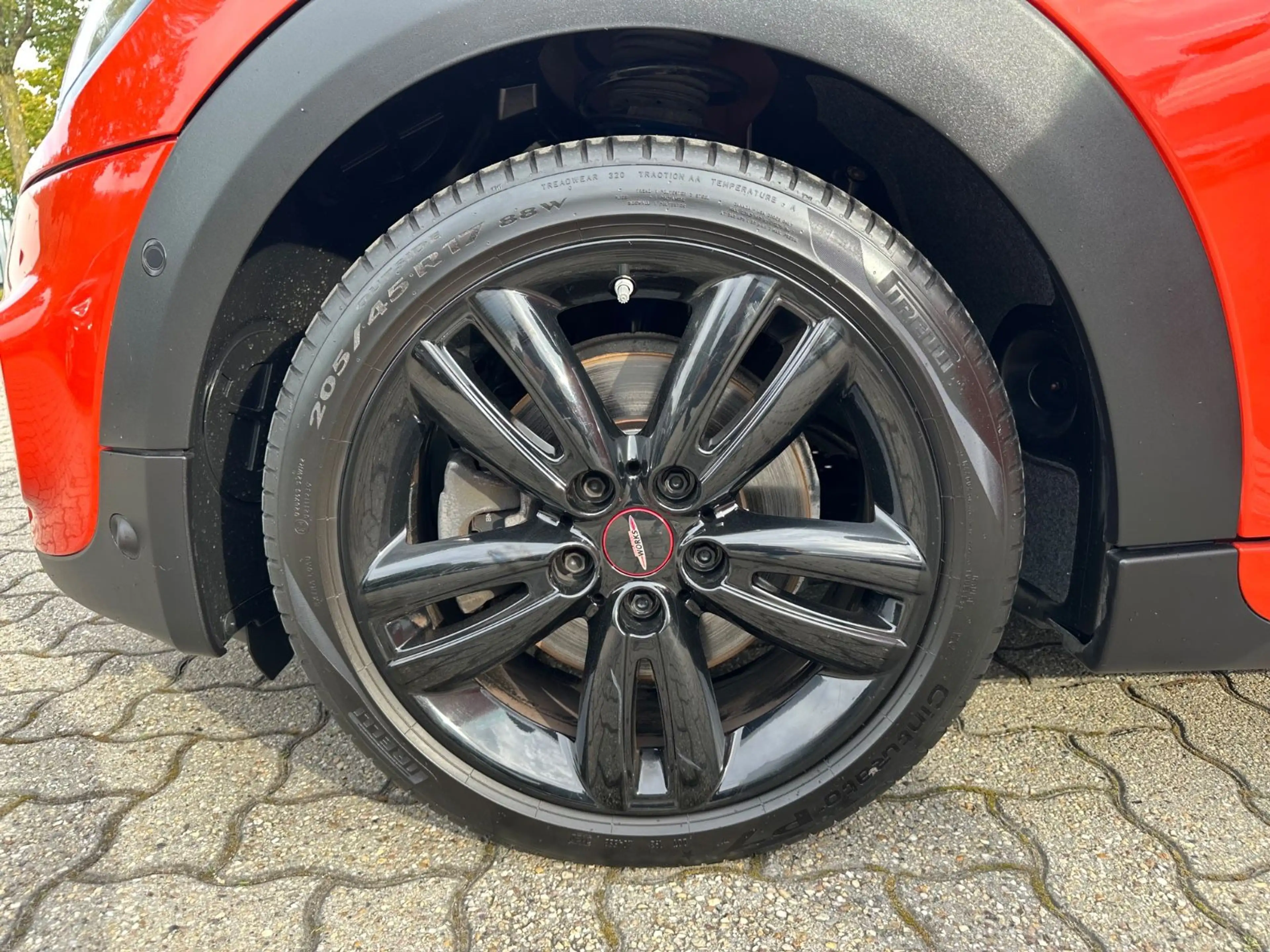 MINI Cooper S JC WORKS Aut LED Virt ACC Nav H&K 141kw — photo 11