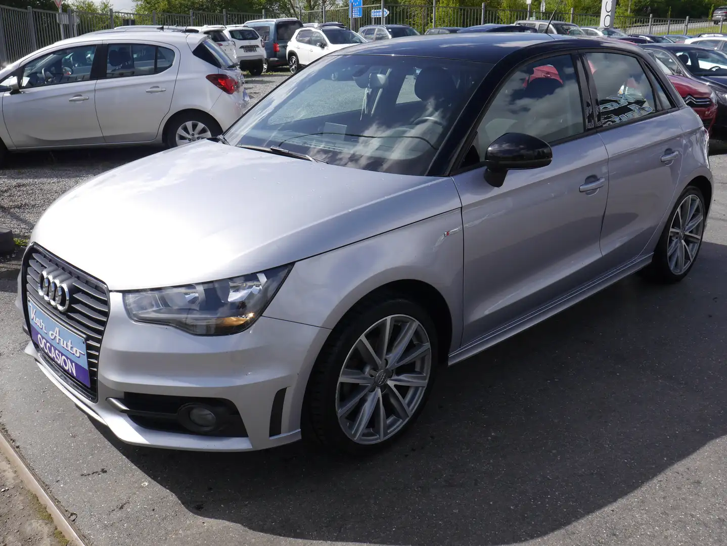 Audi A1 1.2 TFSI sportback*GPS*CLIM*JANTES* Gris - 2