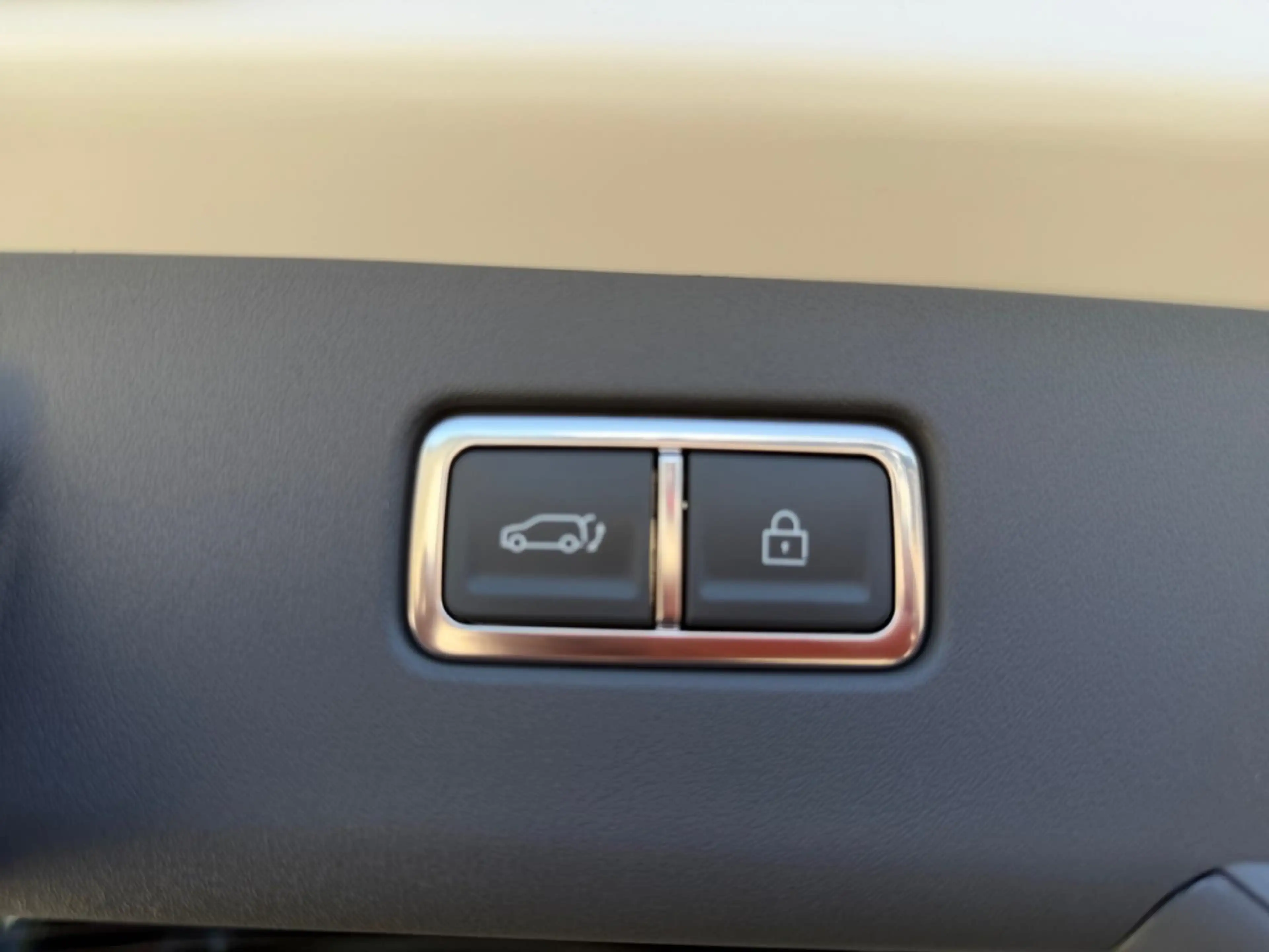 Kia EV9 99.8 GT-Line AHK AWD 7S Glasdach 360° Massage ACC — photo 13