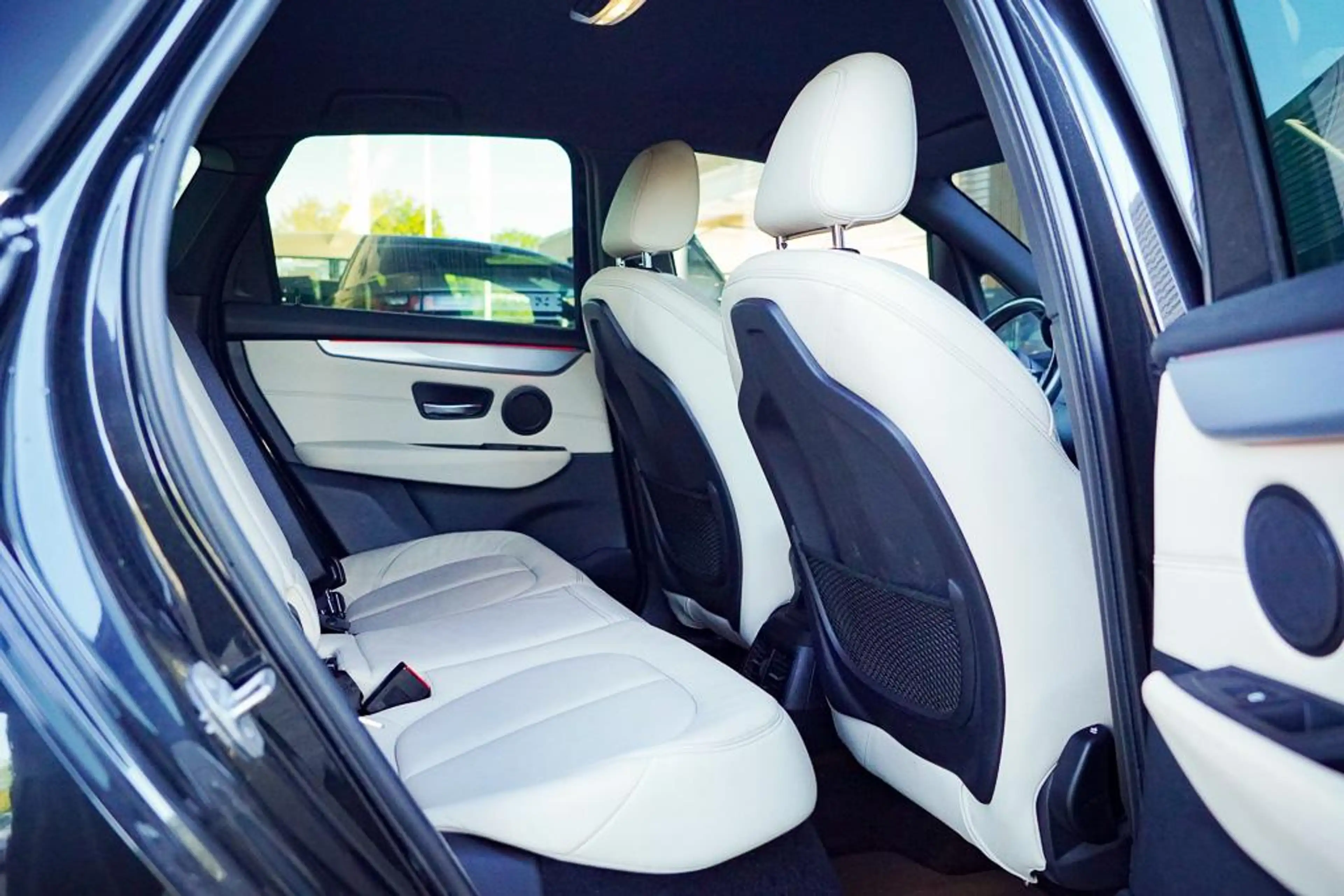 BMW 225 2-serie Active Tourer 225xe M Sport / Leder / NL A — photo 7