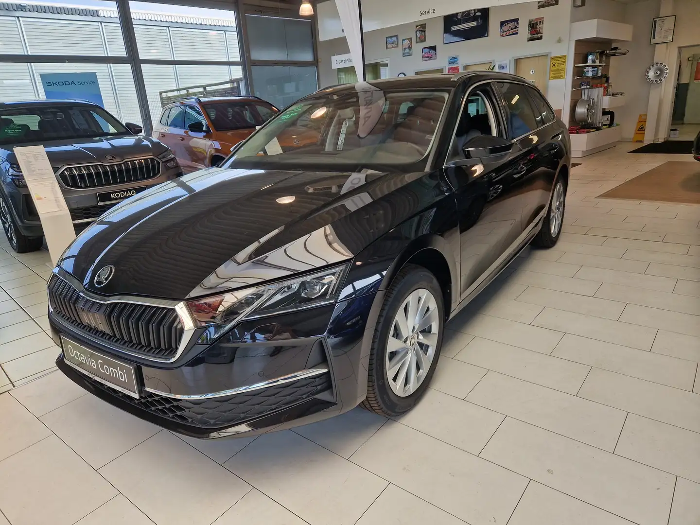 Skoda Octavia Combi Exclusive 1.5 TSI 110 kW mHEV DSG, PDC/Clima Noir - 1