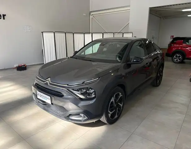 Citroen C4 BlueHDi 130 S&S EAT8 Shine