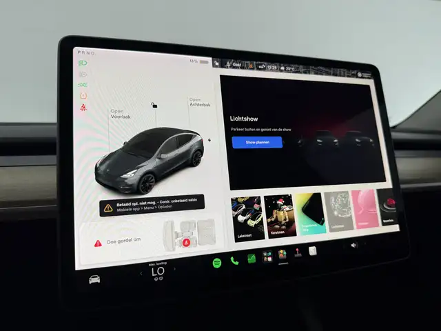 Tesla Model Y view 28