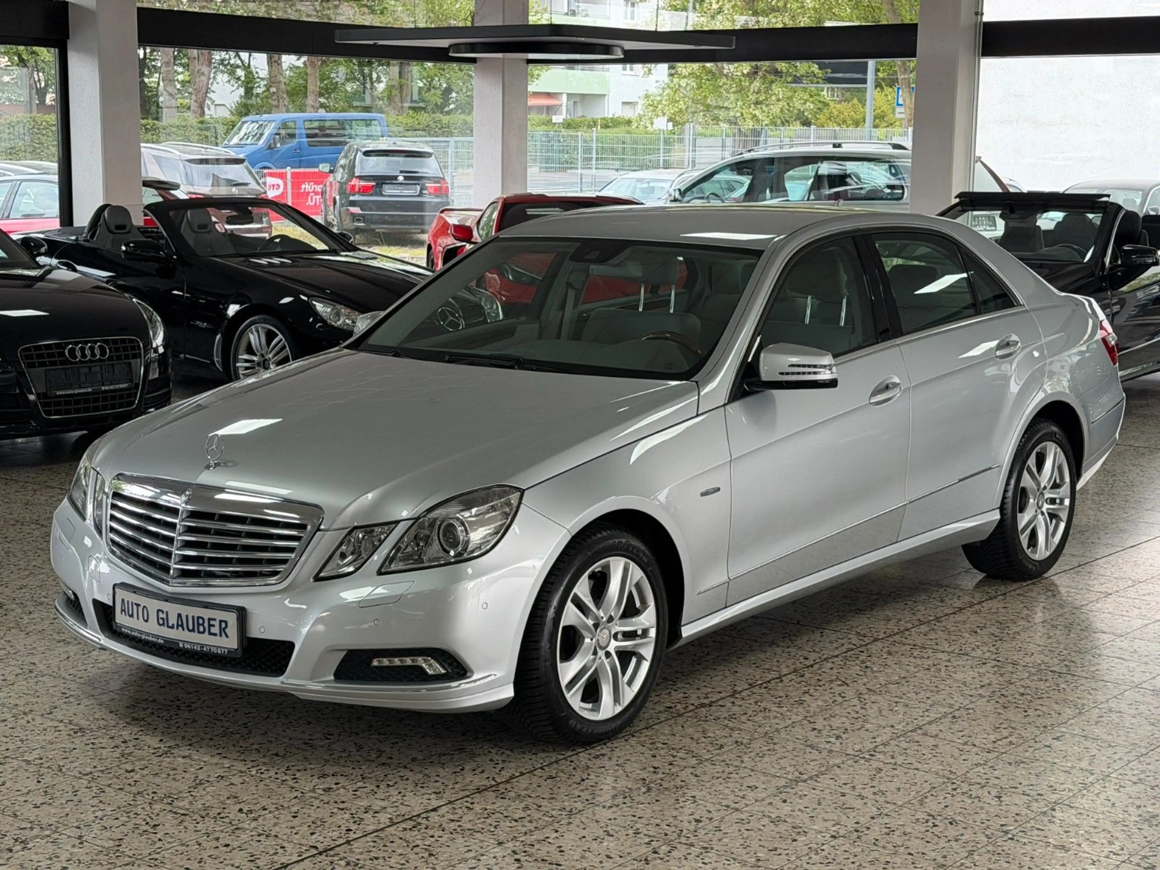 Mercedes-Benz E 350 CDI Xenon/Navi/Memory/Holzlenkrad/2.Hand — photo 3