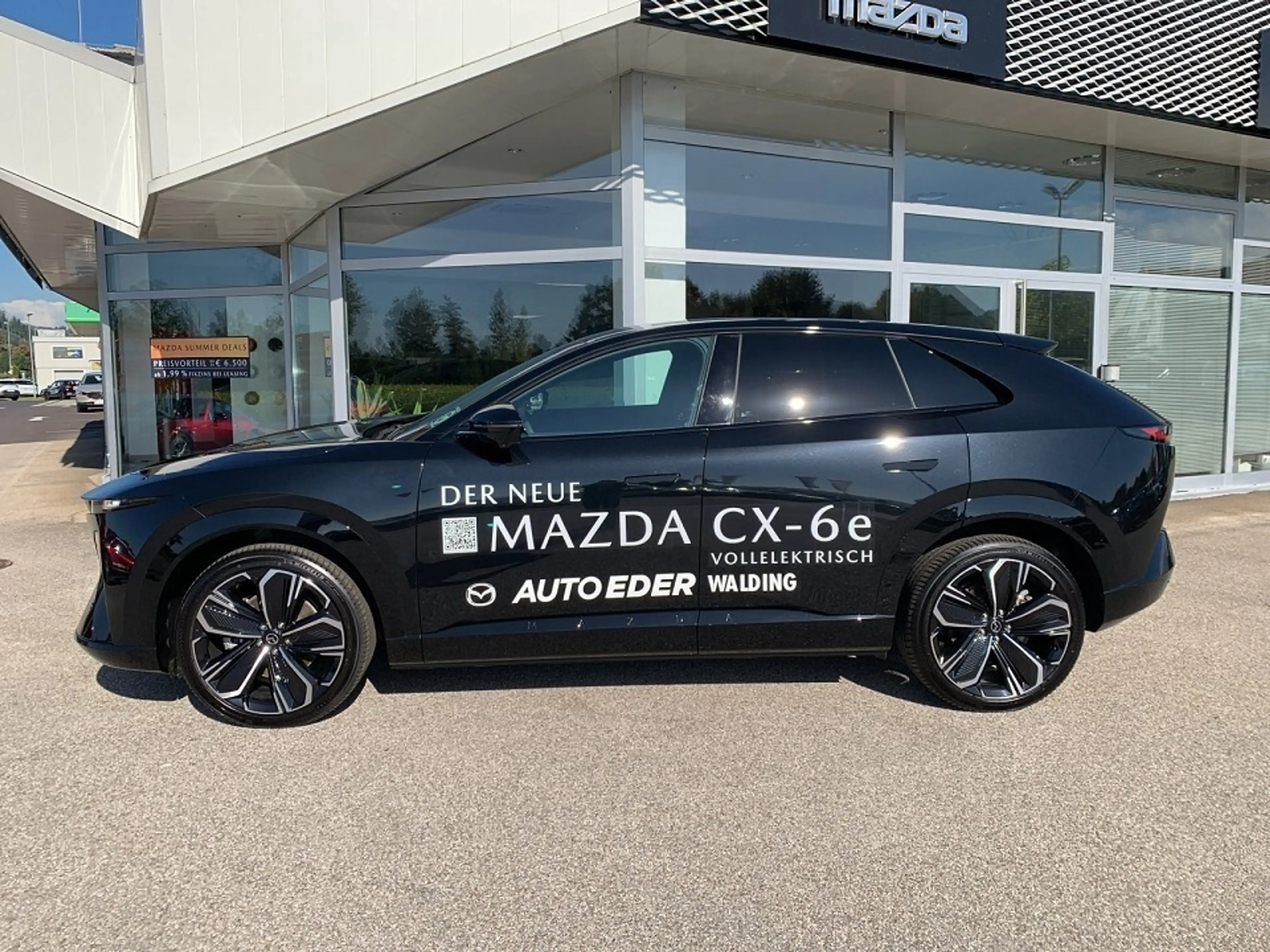 Mazda CX-6e Mazda CX-6e 78kWh Takumi — photo 11