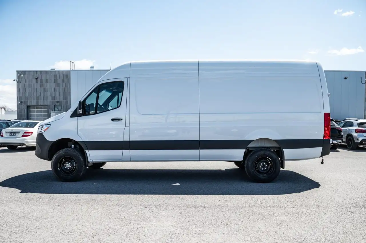 Mercedes-Benz Sprinter снимка Mercedes-Benz Sprinter