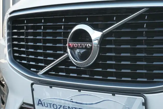 Volvo XC60 view 12