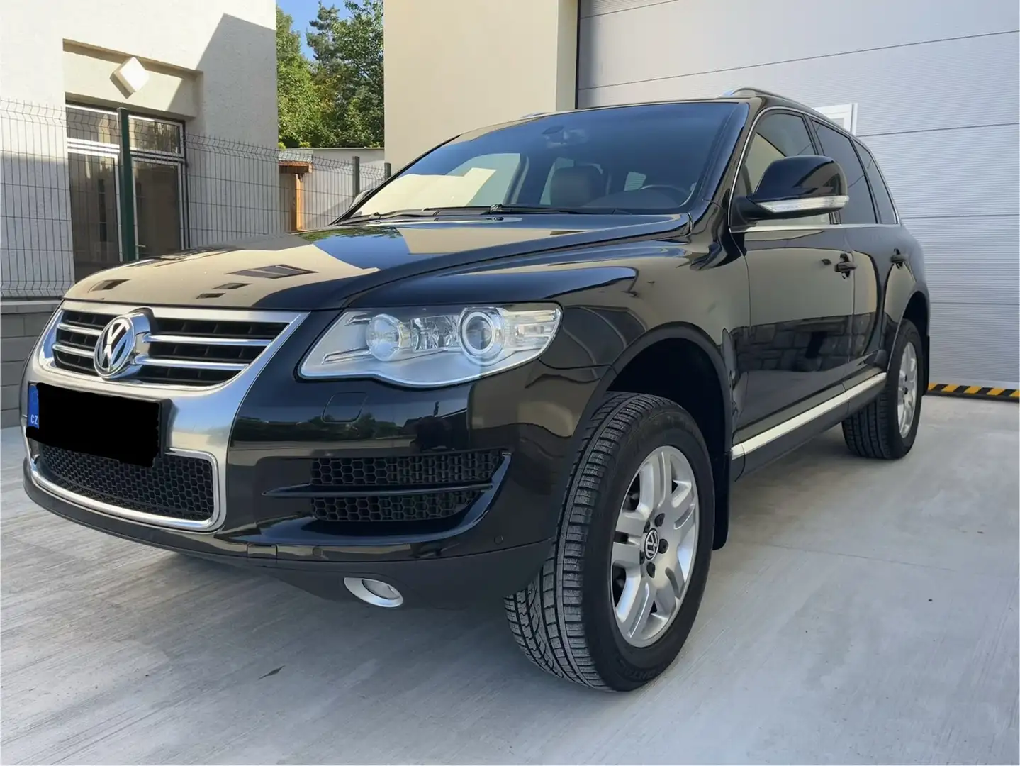 Volkswagen Touareg 3.0 V6 TDI DPF Aut. Schwarz - 2