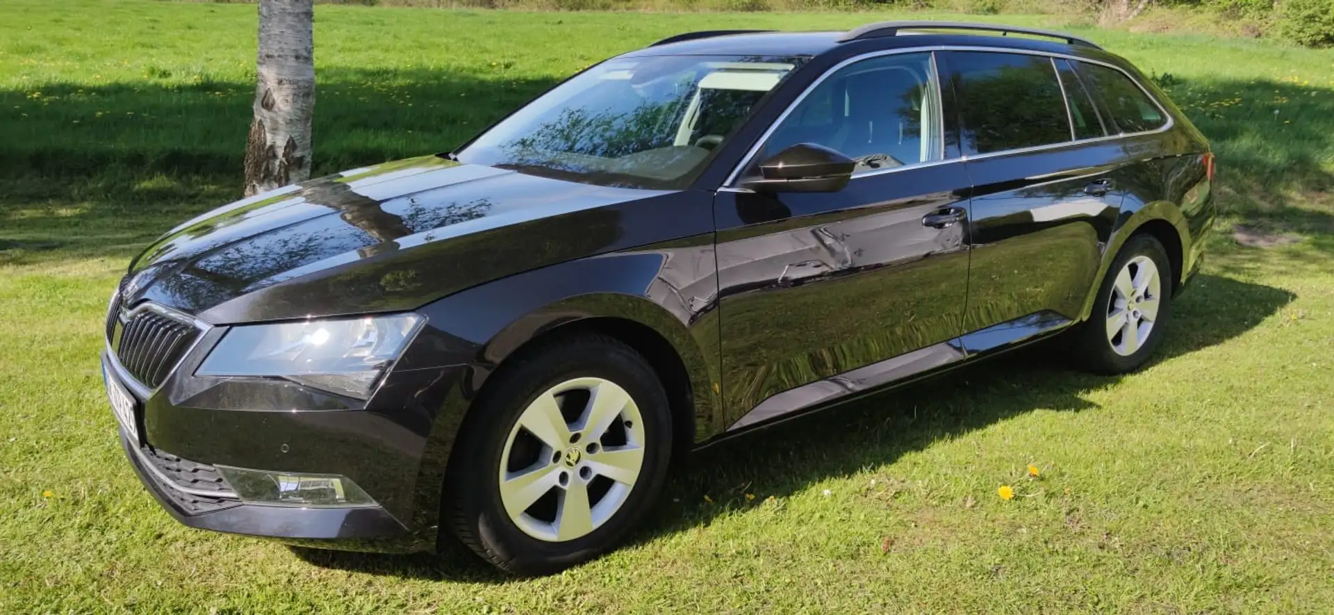 Skoda Superb Superb Combi 1.4 TSI Amb. AHK HU/AU+Keilriemen neu Schwarz - 2