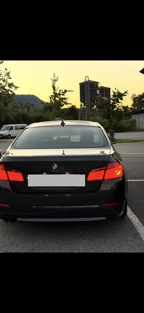 BMW 523 523i Aut. - 1