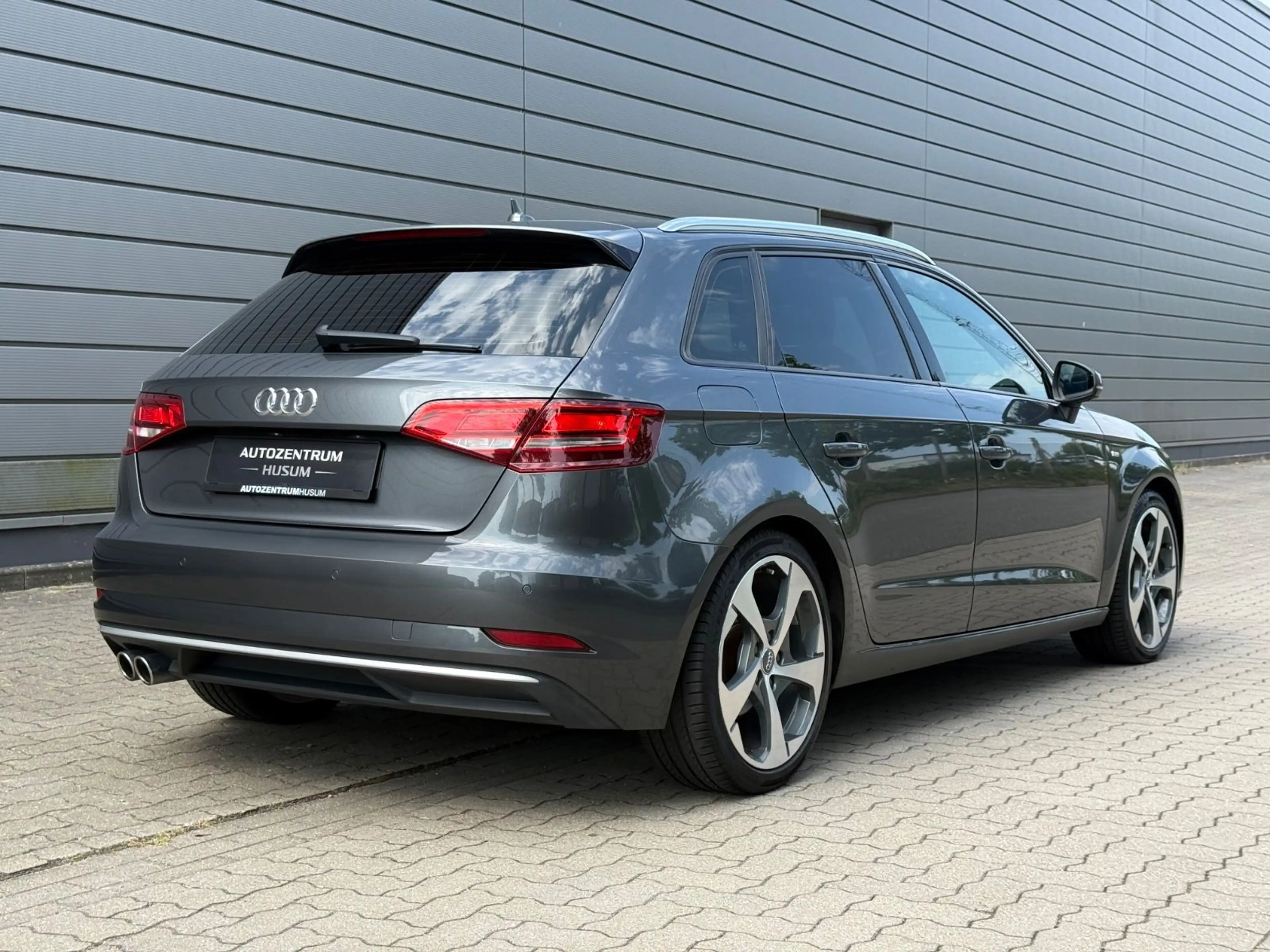 Audi A3 Sportback sport *HU/AU NEU*SHZ*TEMPO* — photo 10