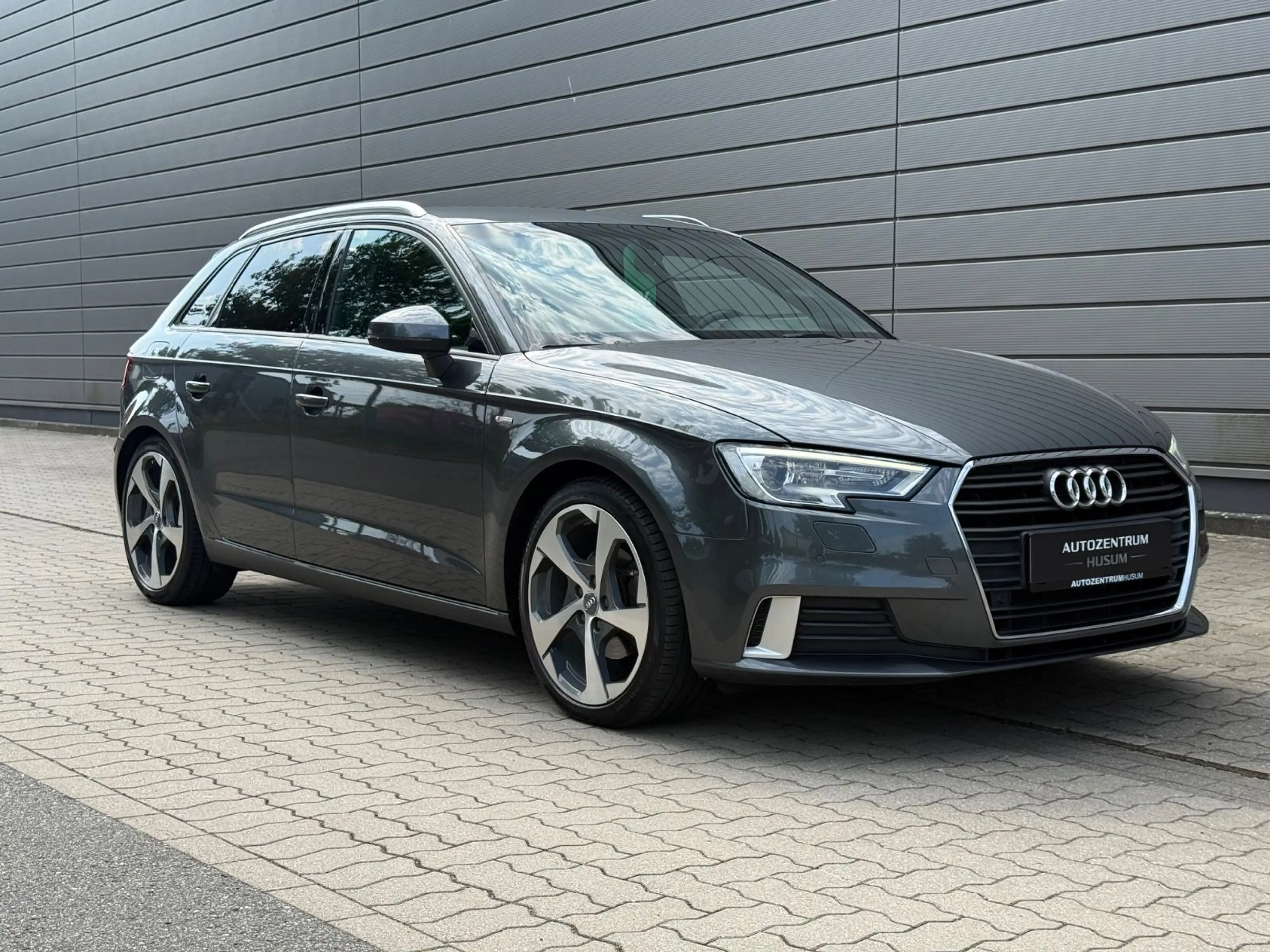 Audi A3 Sportback sport *HU/AU NEU*SHZ*TEMPO* — photo 5
